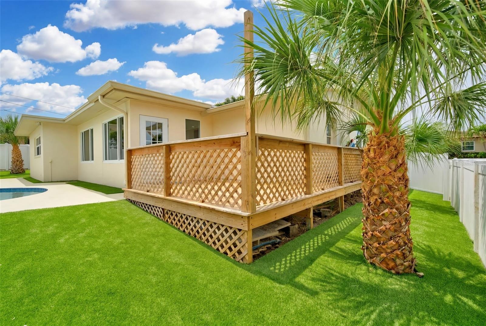 HARBOR HILLS - Residential