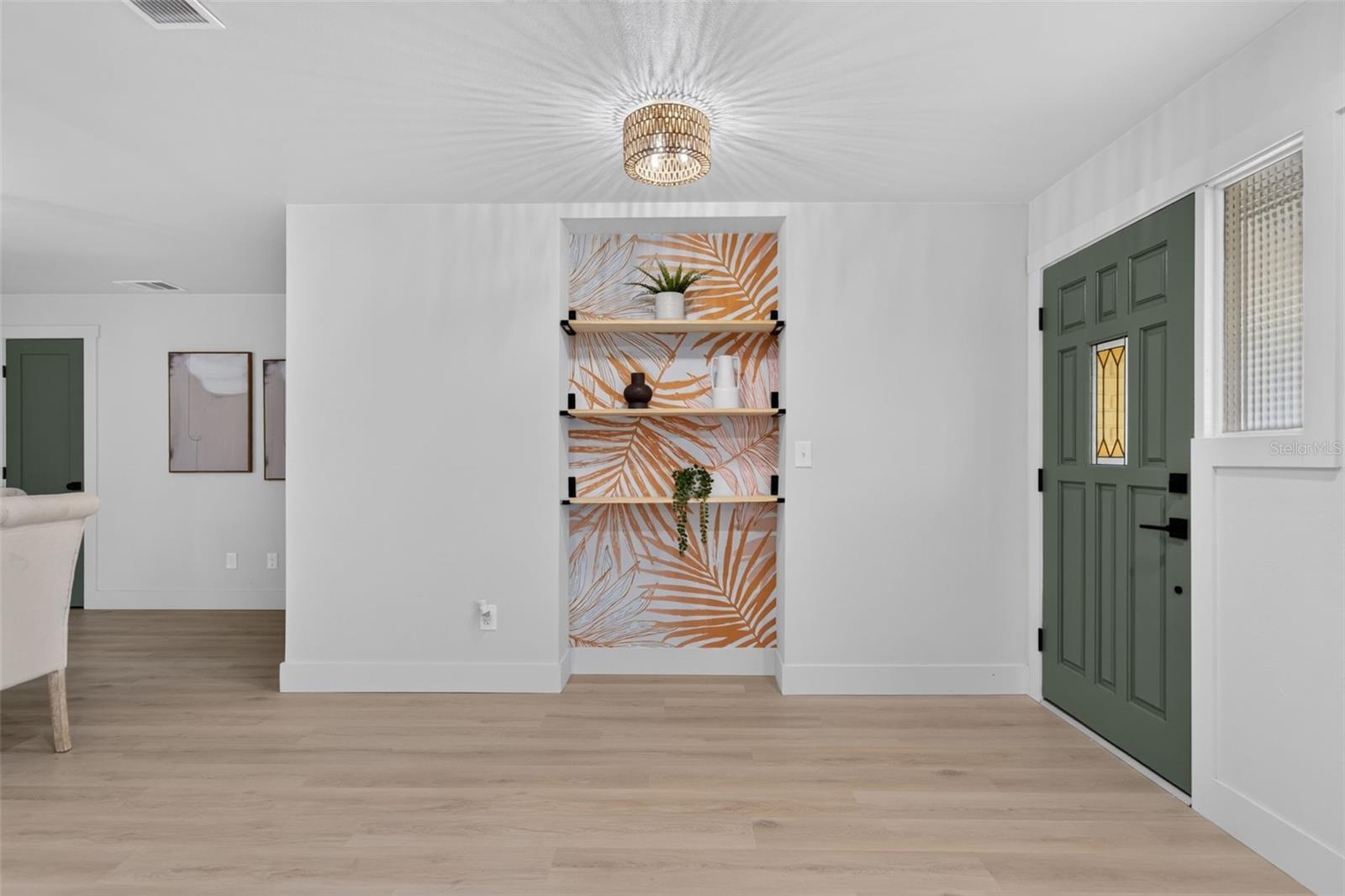 HARBOR HILLS - Residential