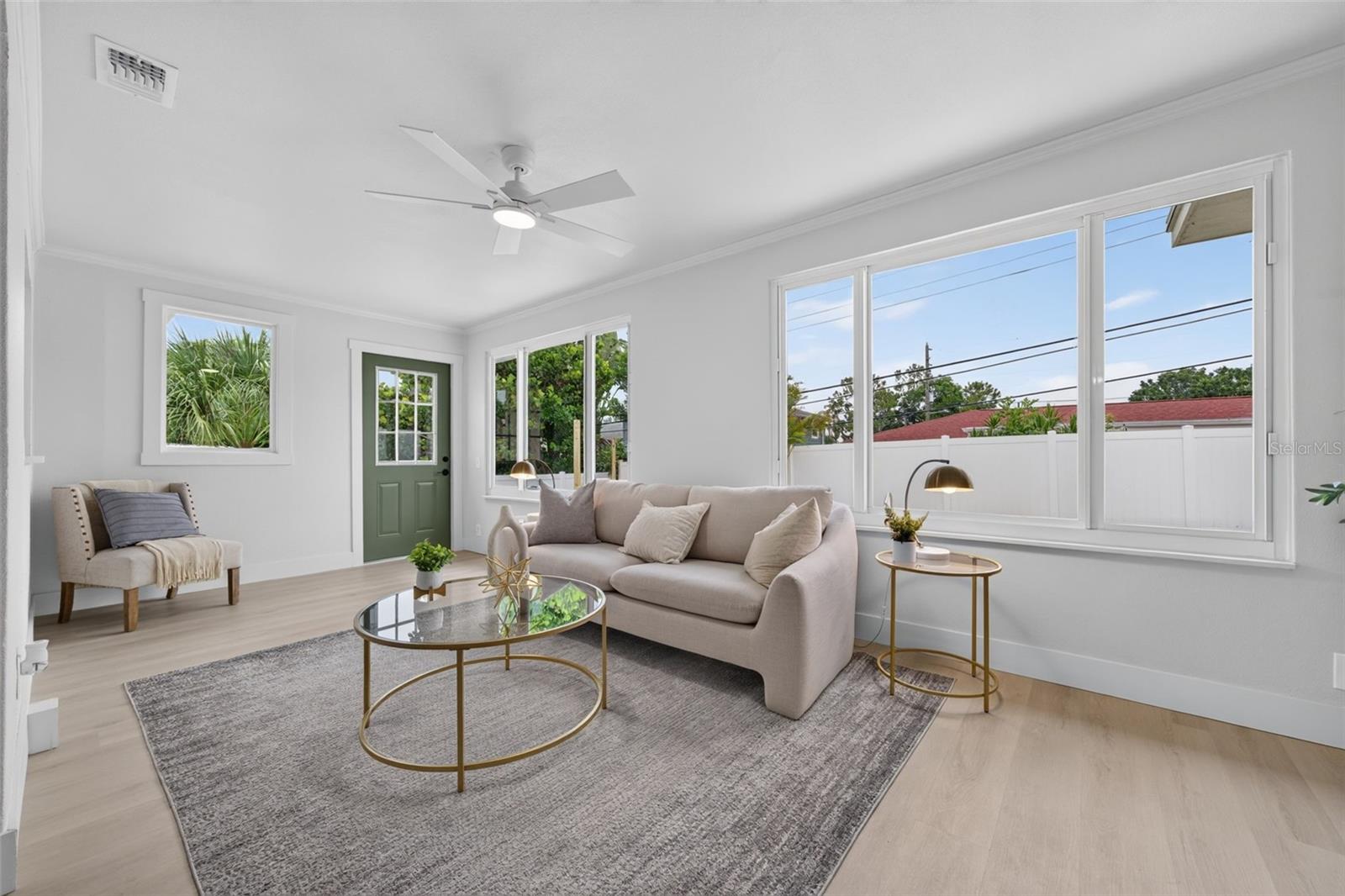 HARBOR HILLS - Residential