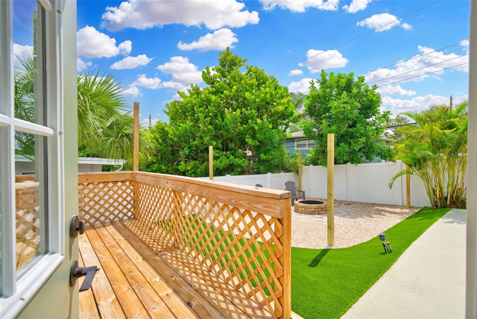 HARBOR HILLS - Residential