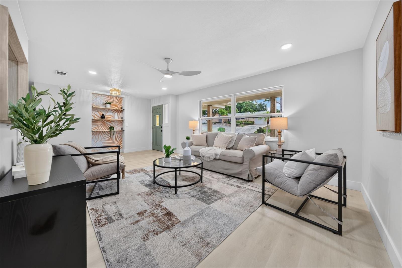 HARBOR HILLS - Residential