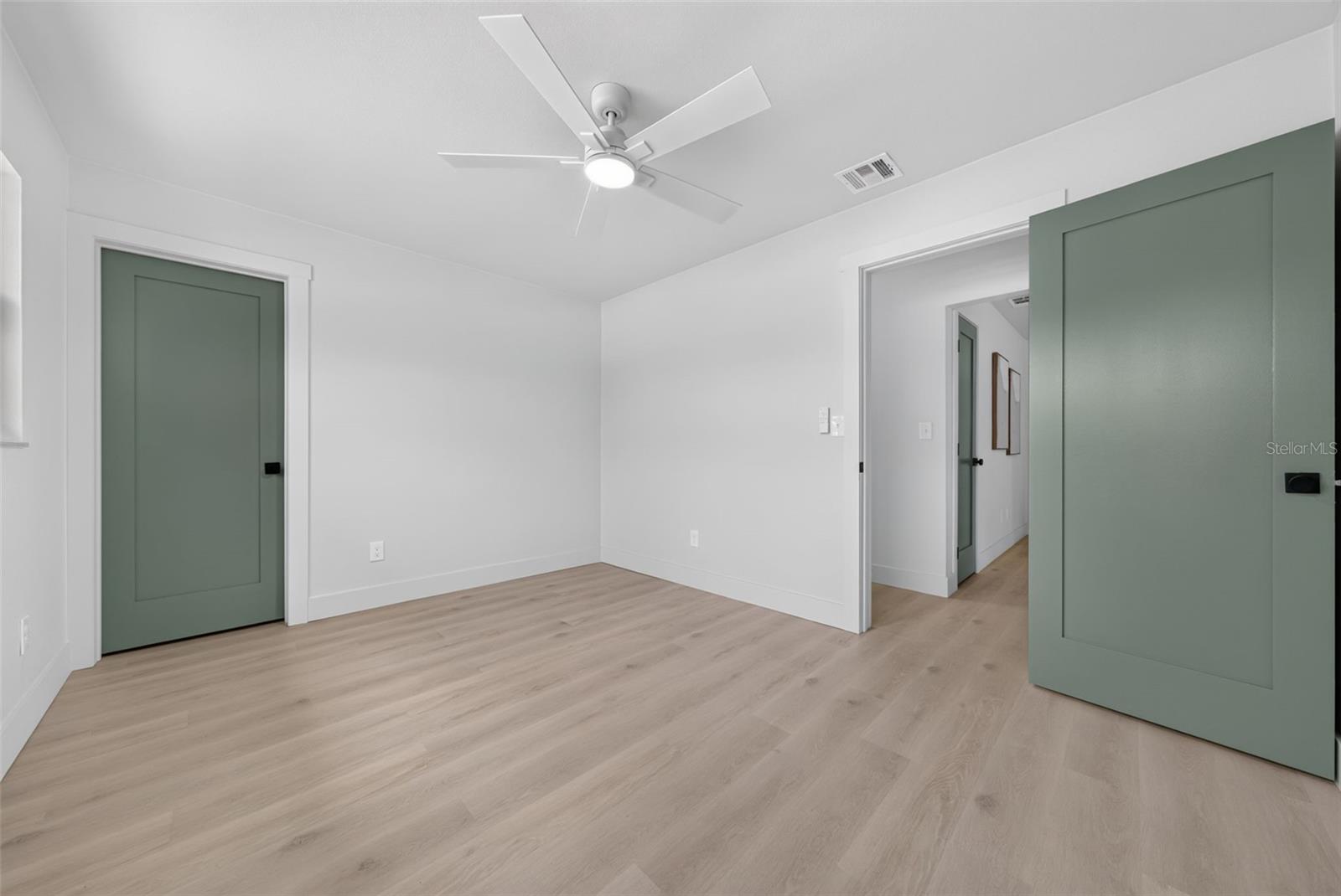 HARBOR HILLS - Residential