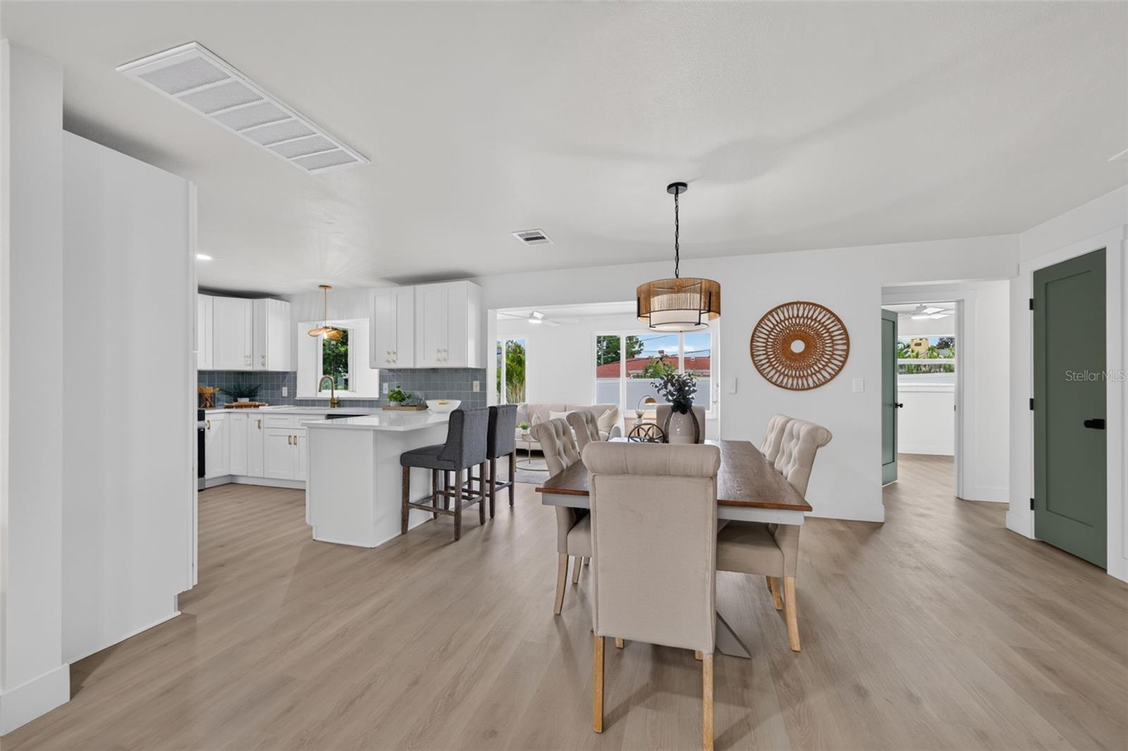 HARBOR HILLS - Residential