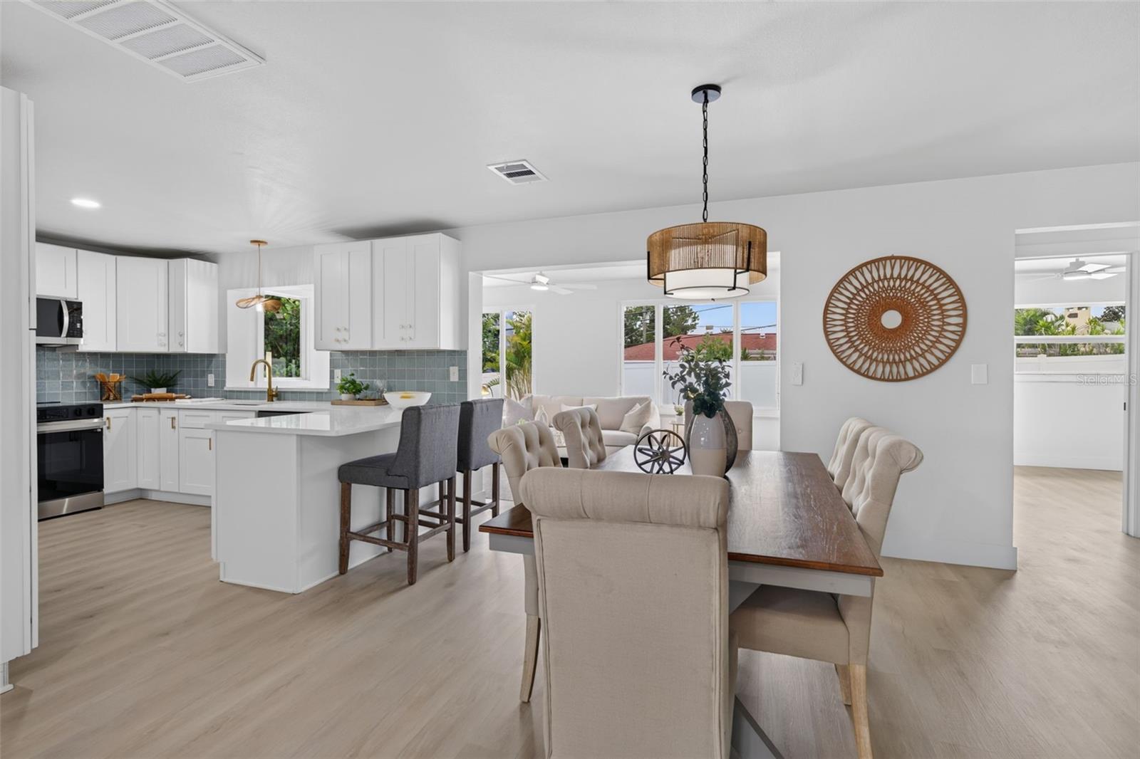 HARBOR HILLS - Residential
