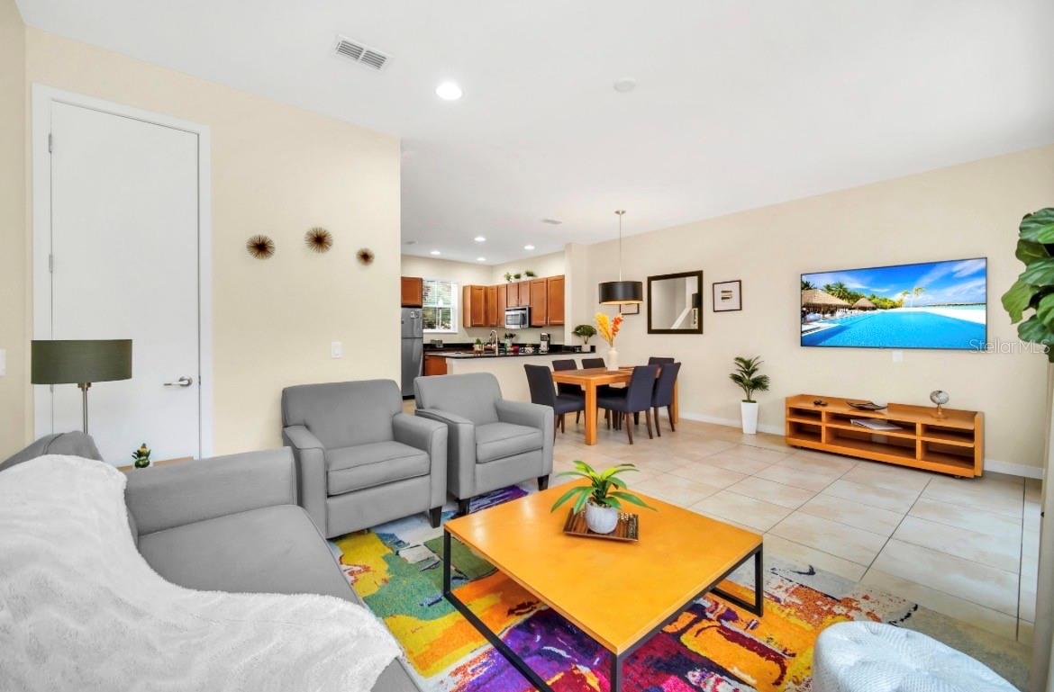 REGAL OAKS AT OLD TOWN - Residential