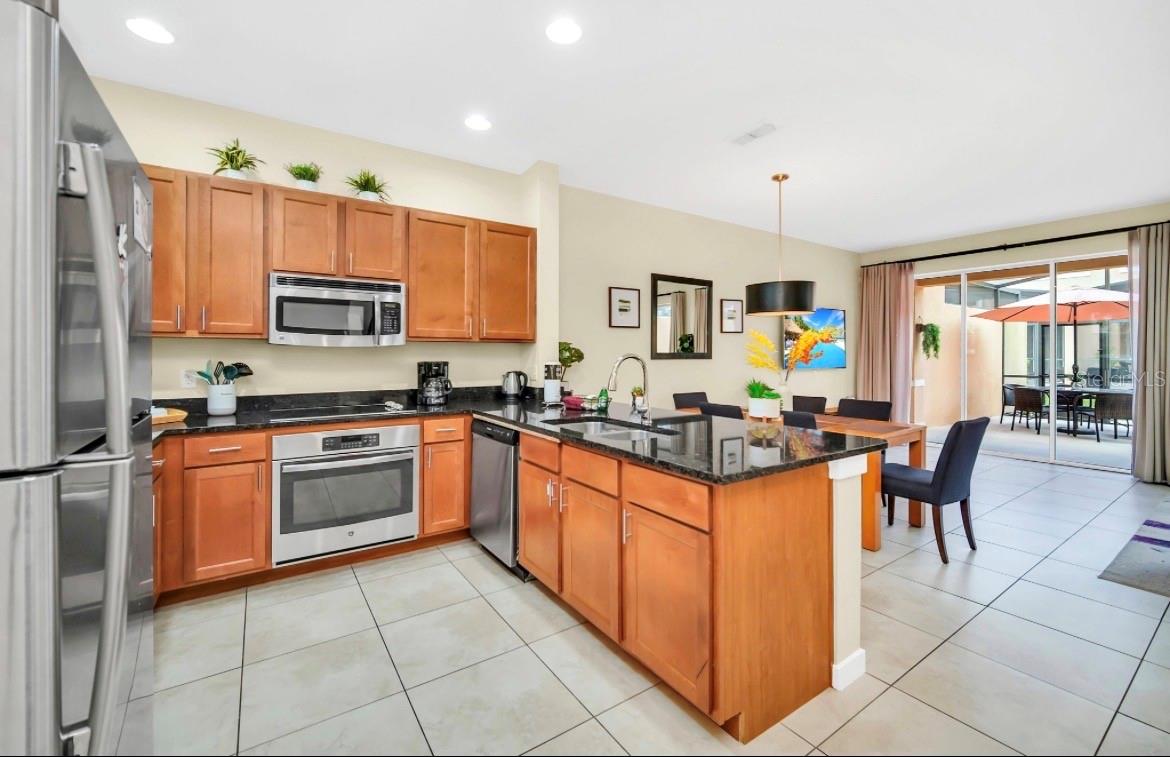REGAL OAKS AT OLD TOWN - Residential