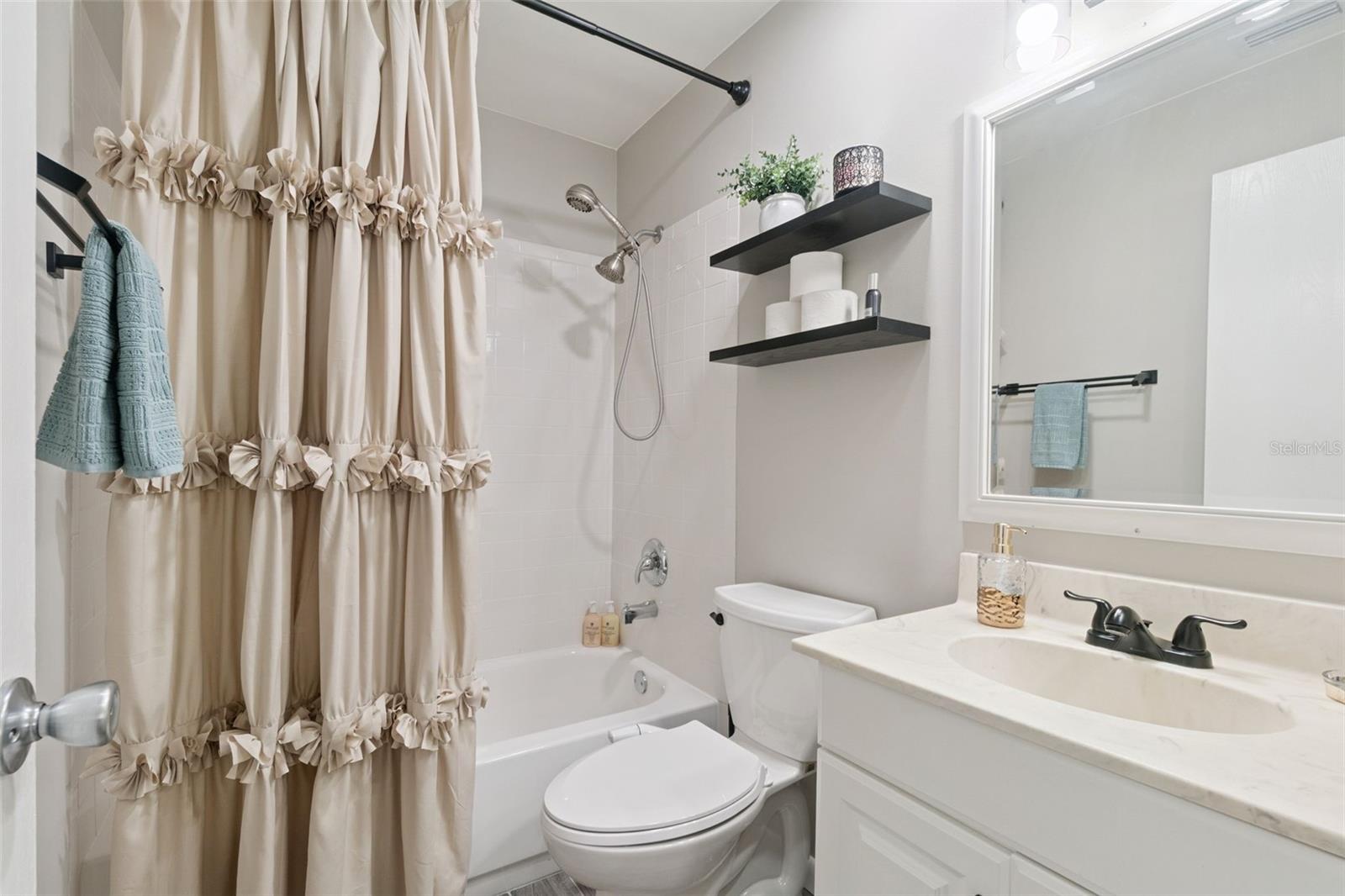 ADAMS RIDGE - Residential