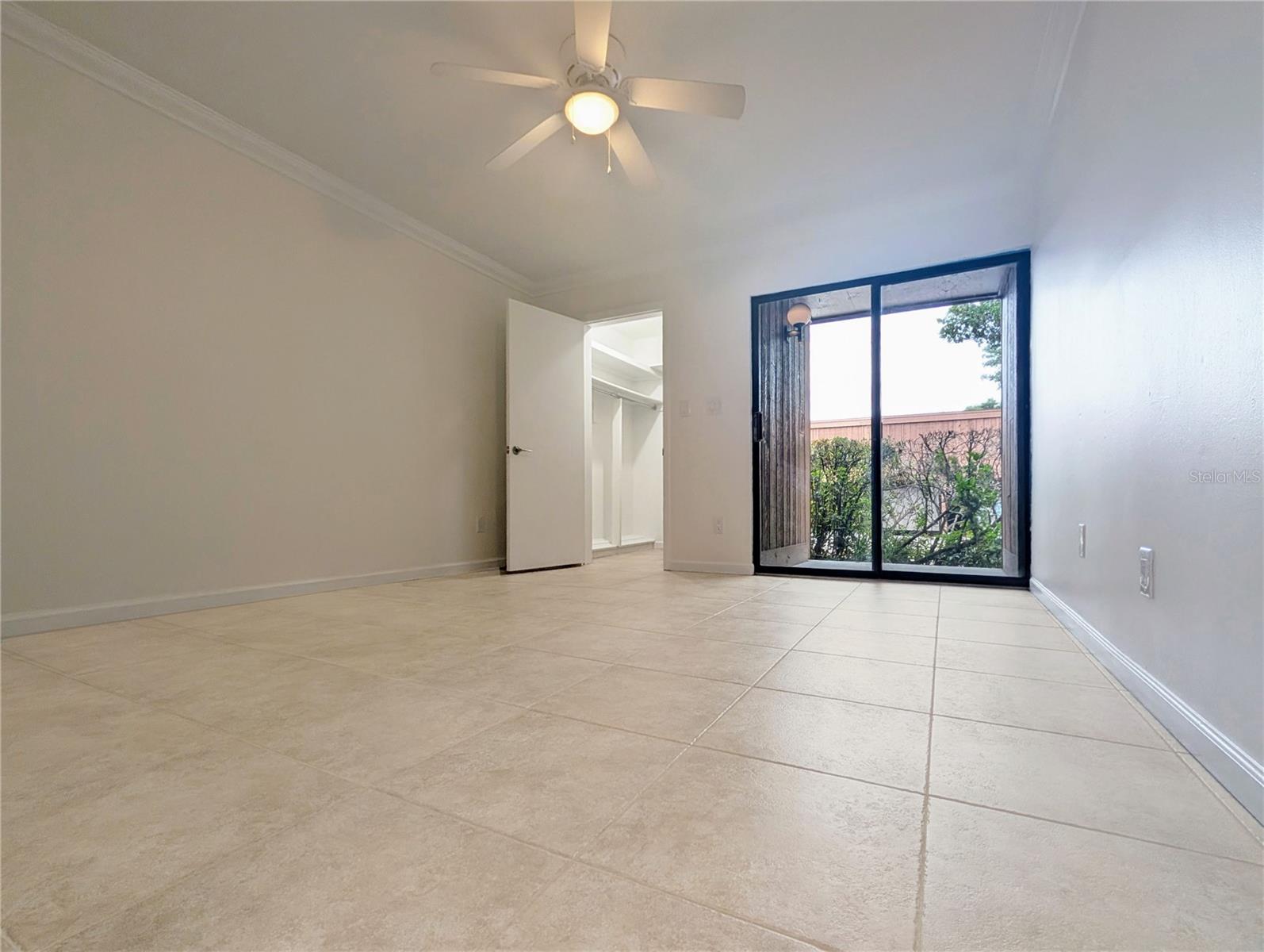 ONE THOUSAND OAKS REP - Residential