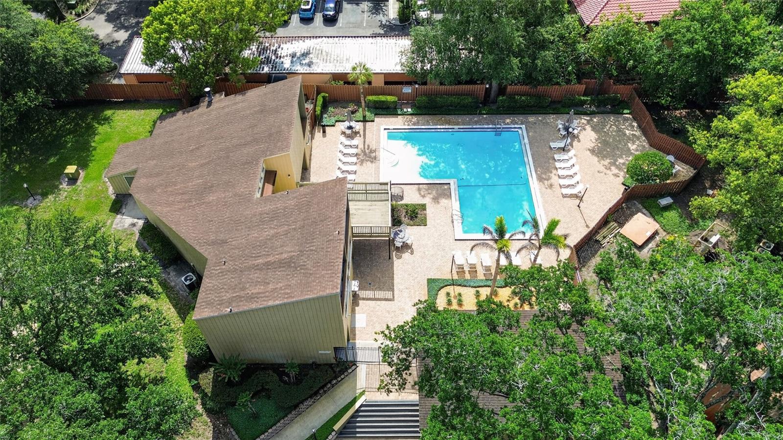 ONE THOUSAND OAKS REP - Residential