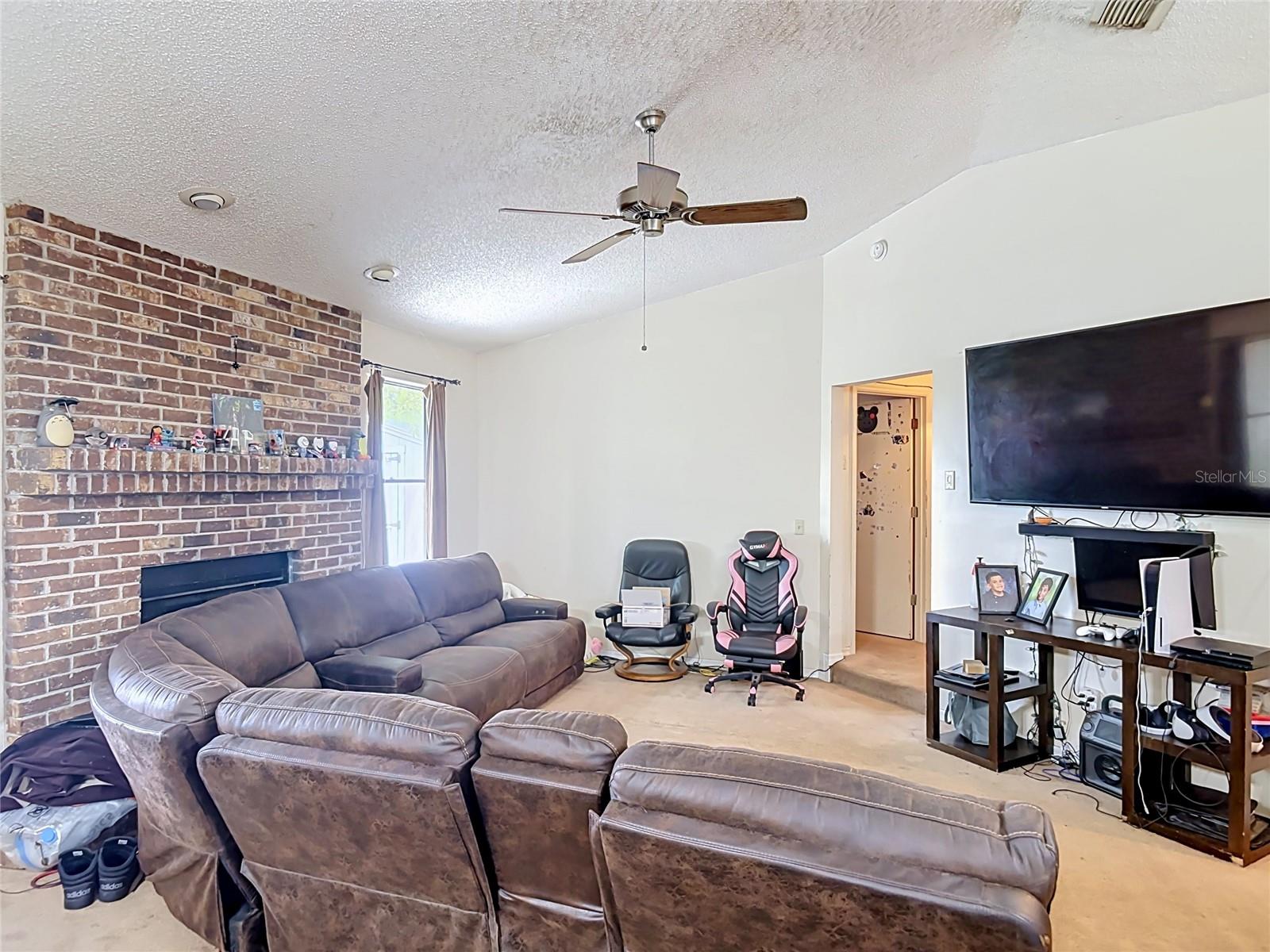 DELTONA LAKES UNIT 40 - Residential