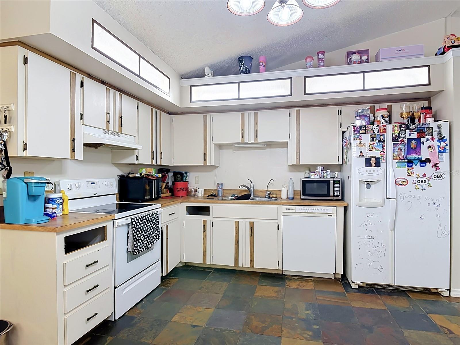 DELTONA LAKES UNIT 40 - Residential