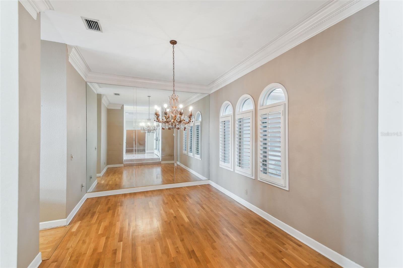 ISLEWORTH - Residential