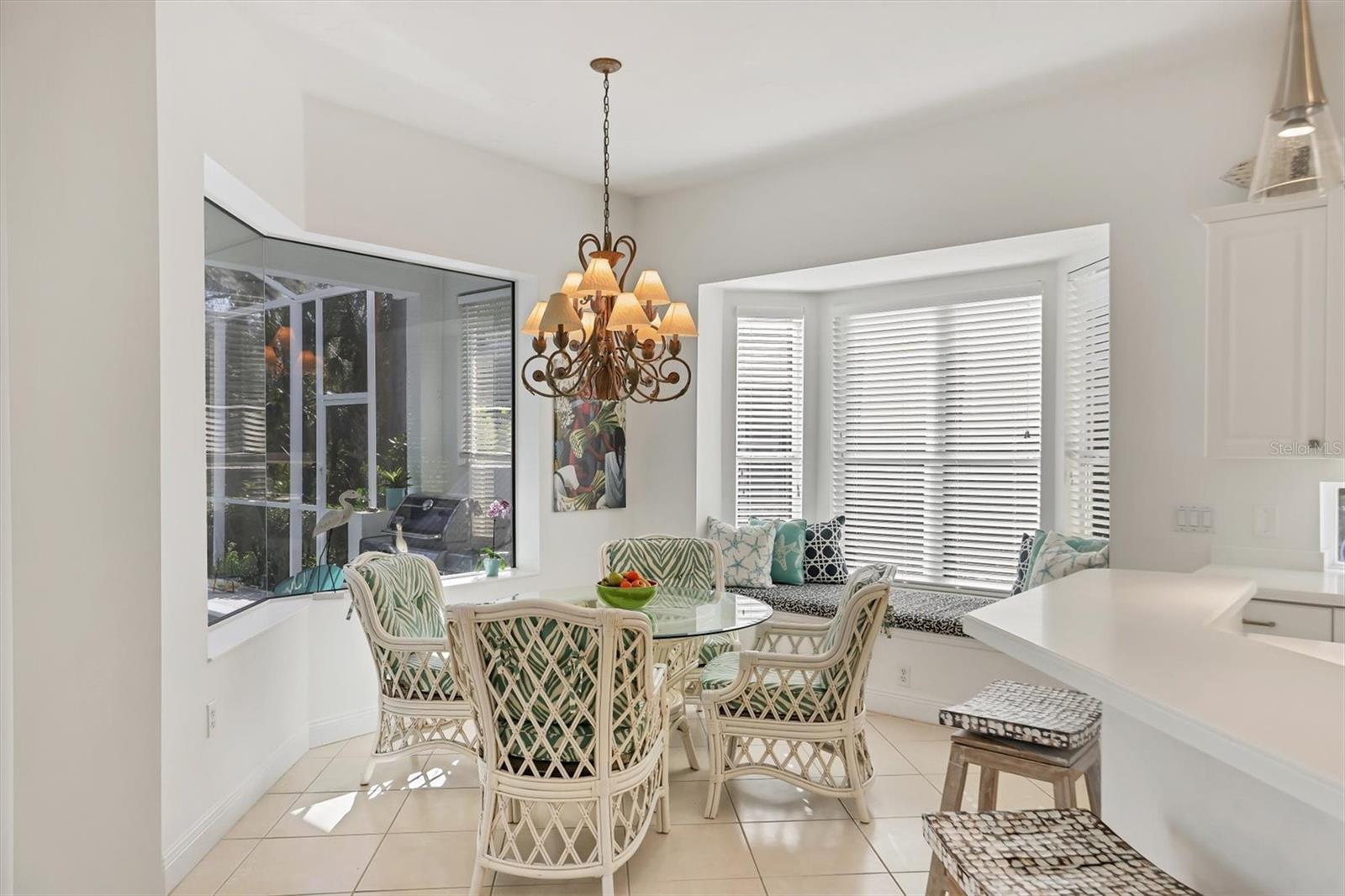 UNIVERSITY PARK COUNTRY CLUB - Residential