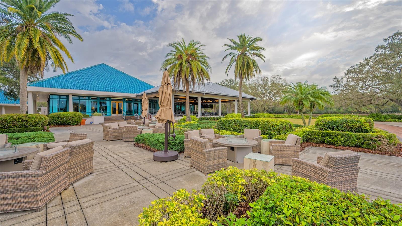 UNIVERSITY PARK COUNTRY CLUB - Residential