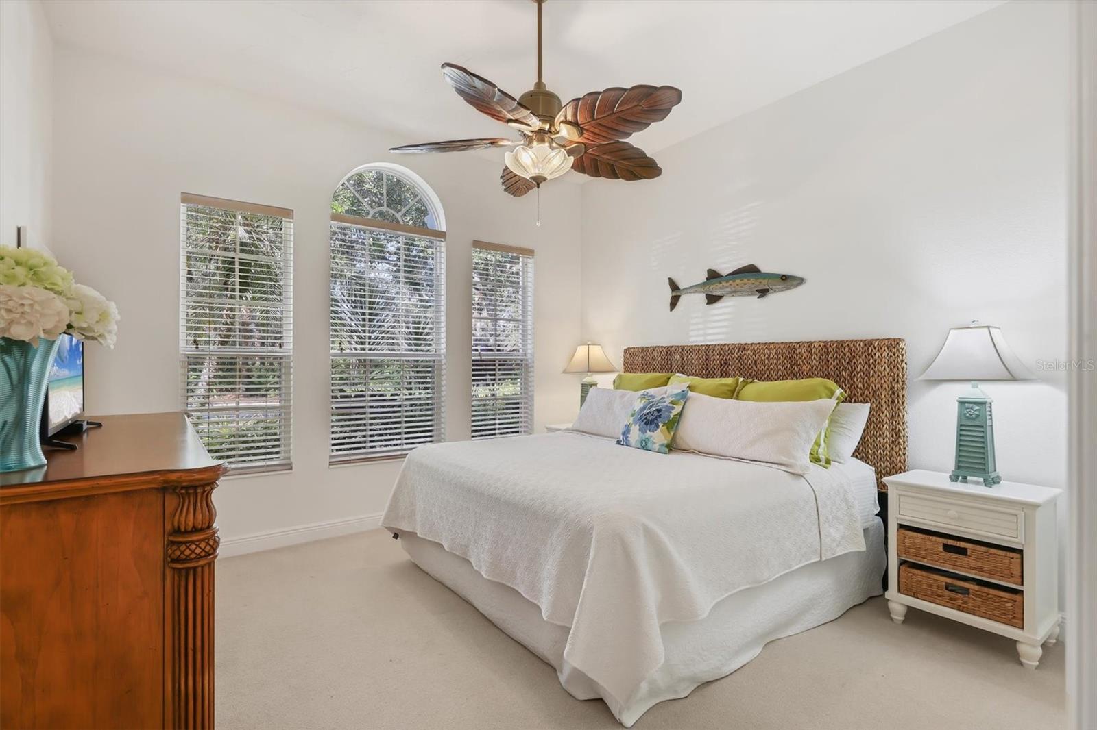UNIVERSITY PARK COUNTRY CLUB - Residential