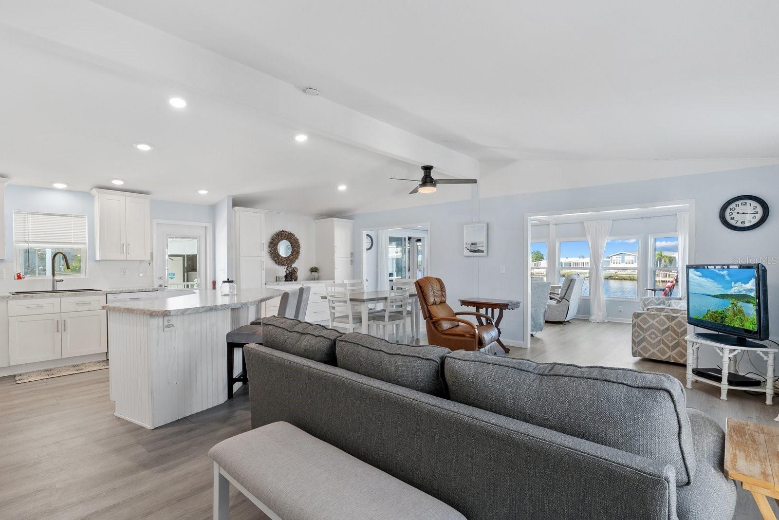 HARBOR COVE - Residential
