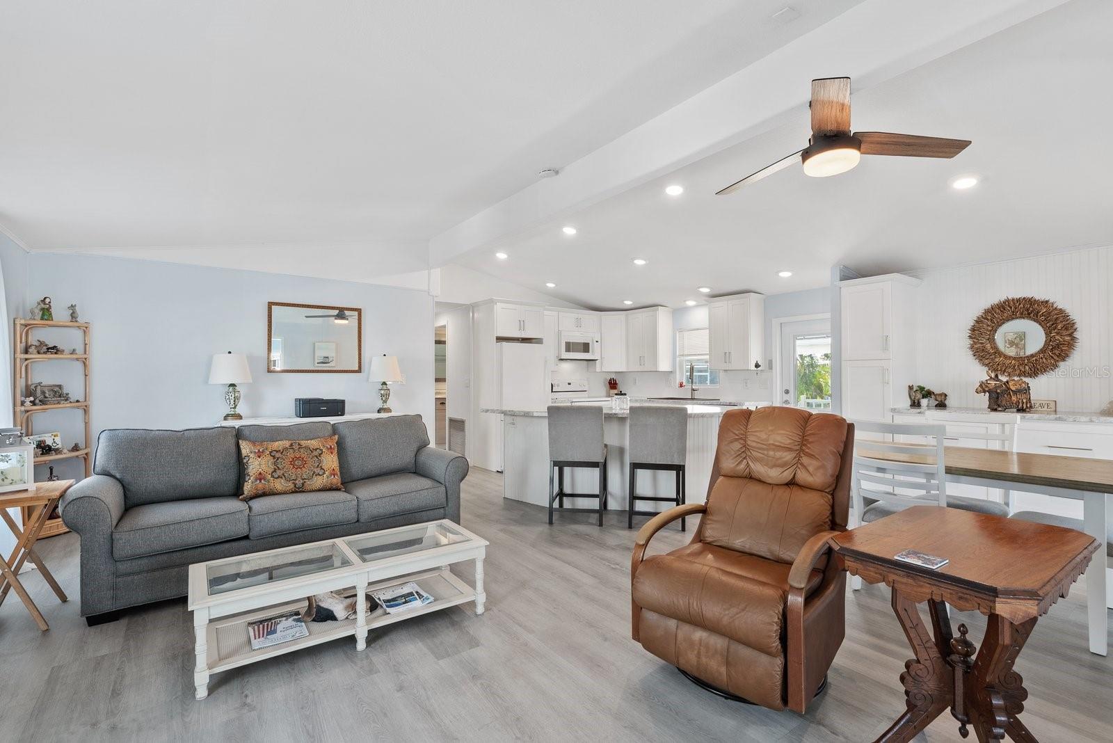 HARBOR COVE - Residential
