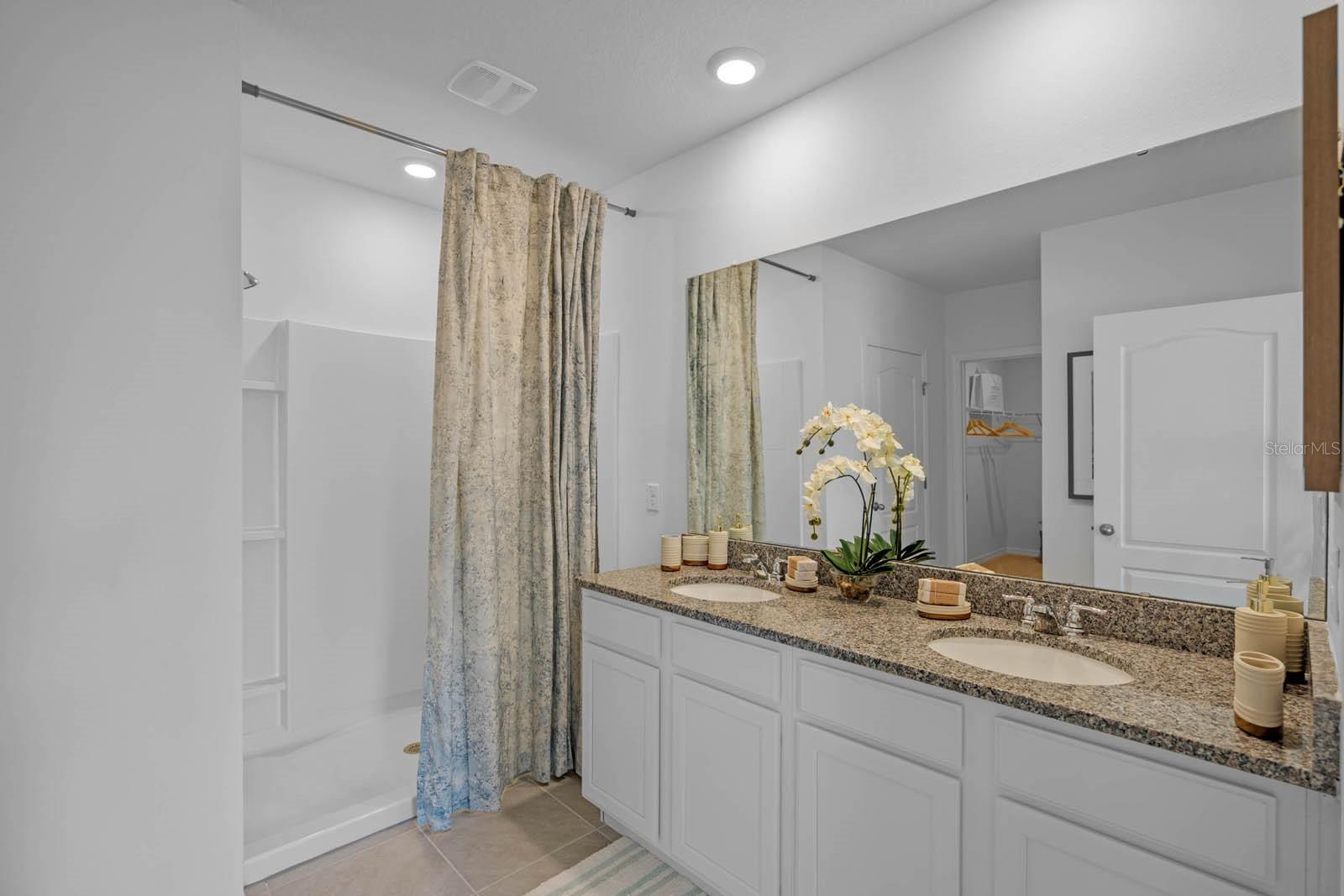 WIND MEADOWS SOUTH - Residential