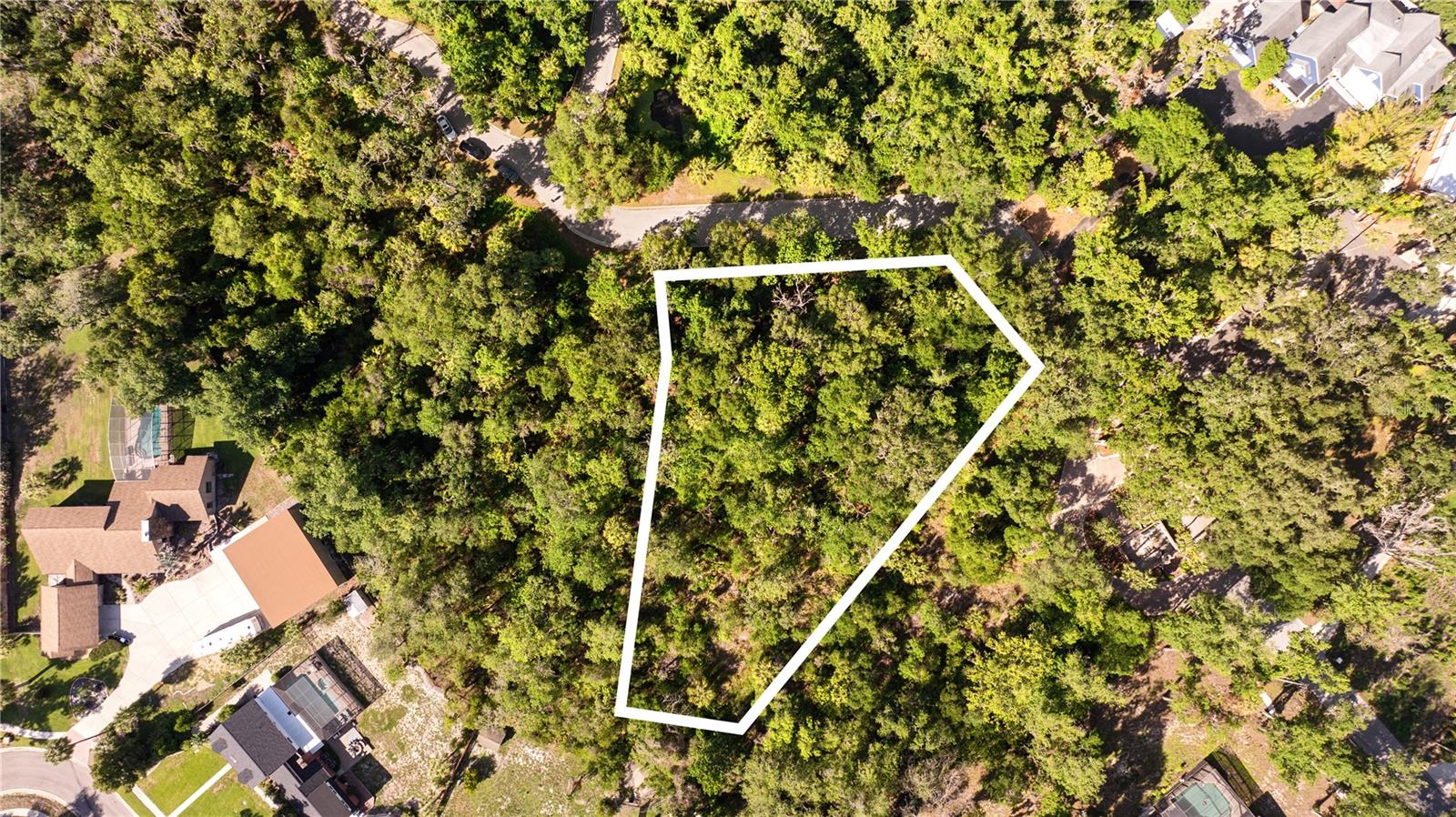 ALAFIA PRESERVE - Land
