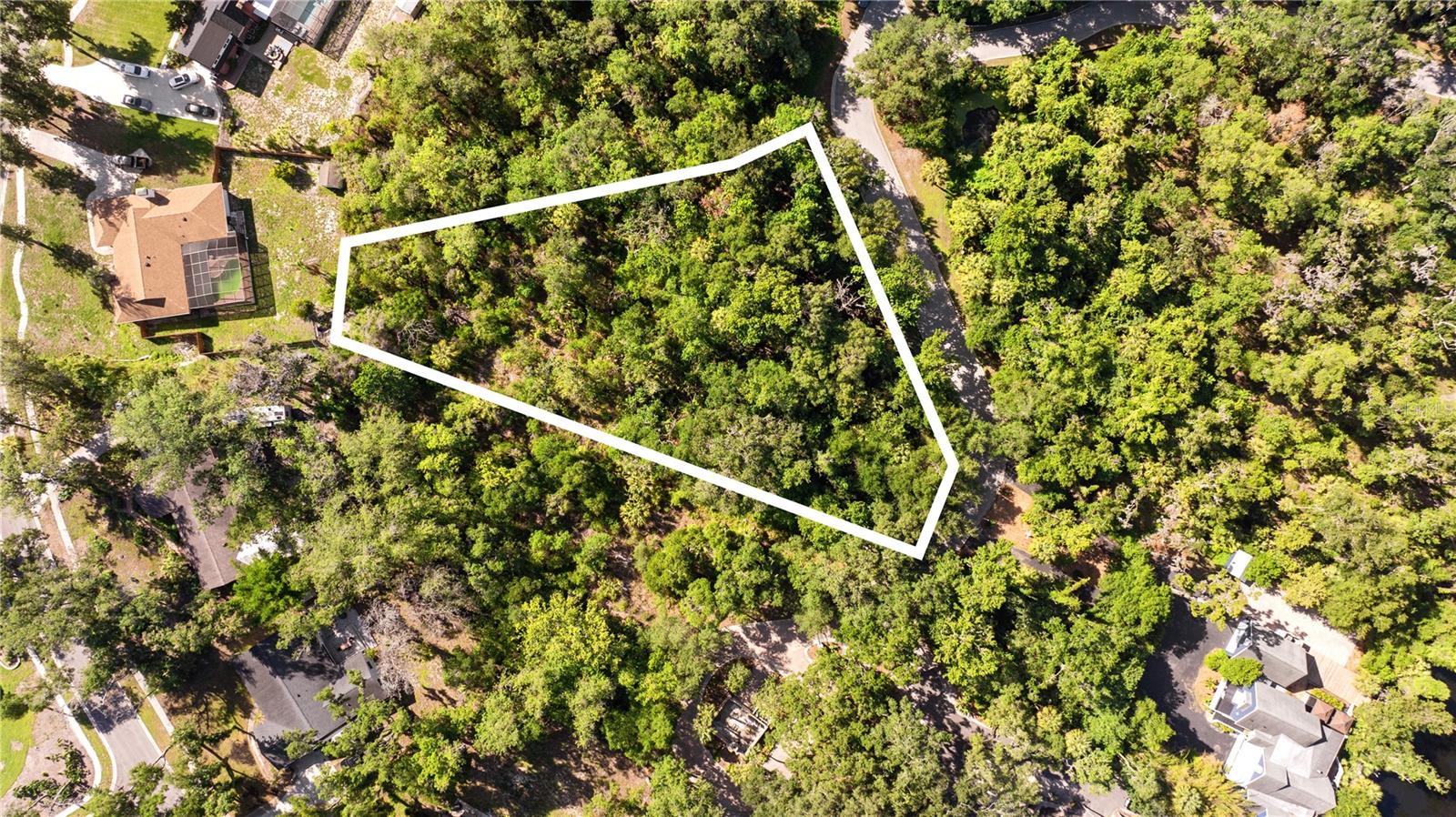 ALAFIA PRESERVE - Land