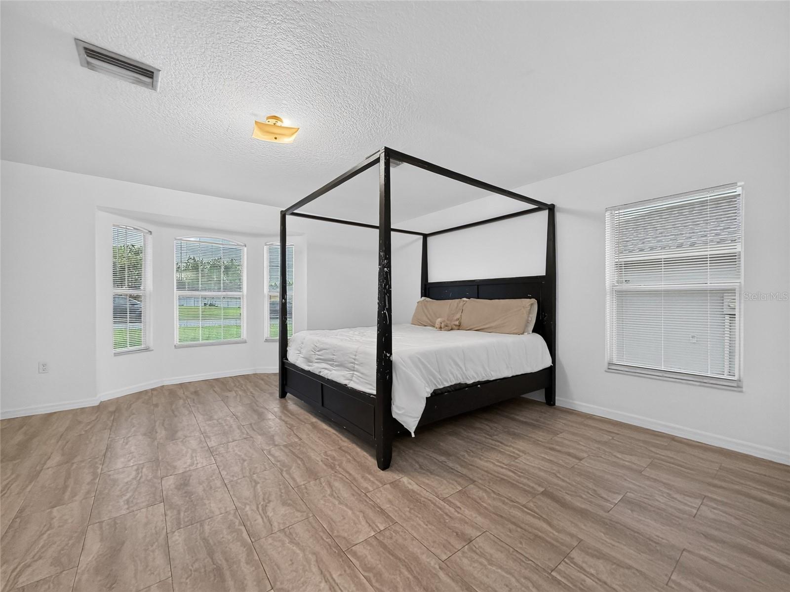 MARION OAKS UN #12 - Residential