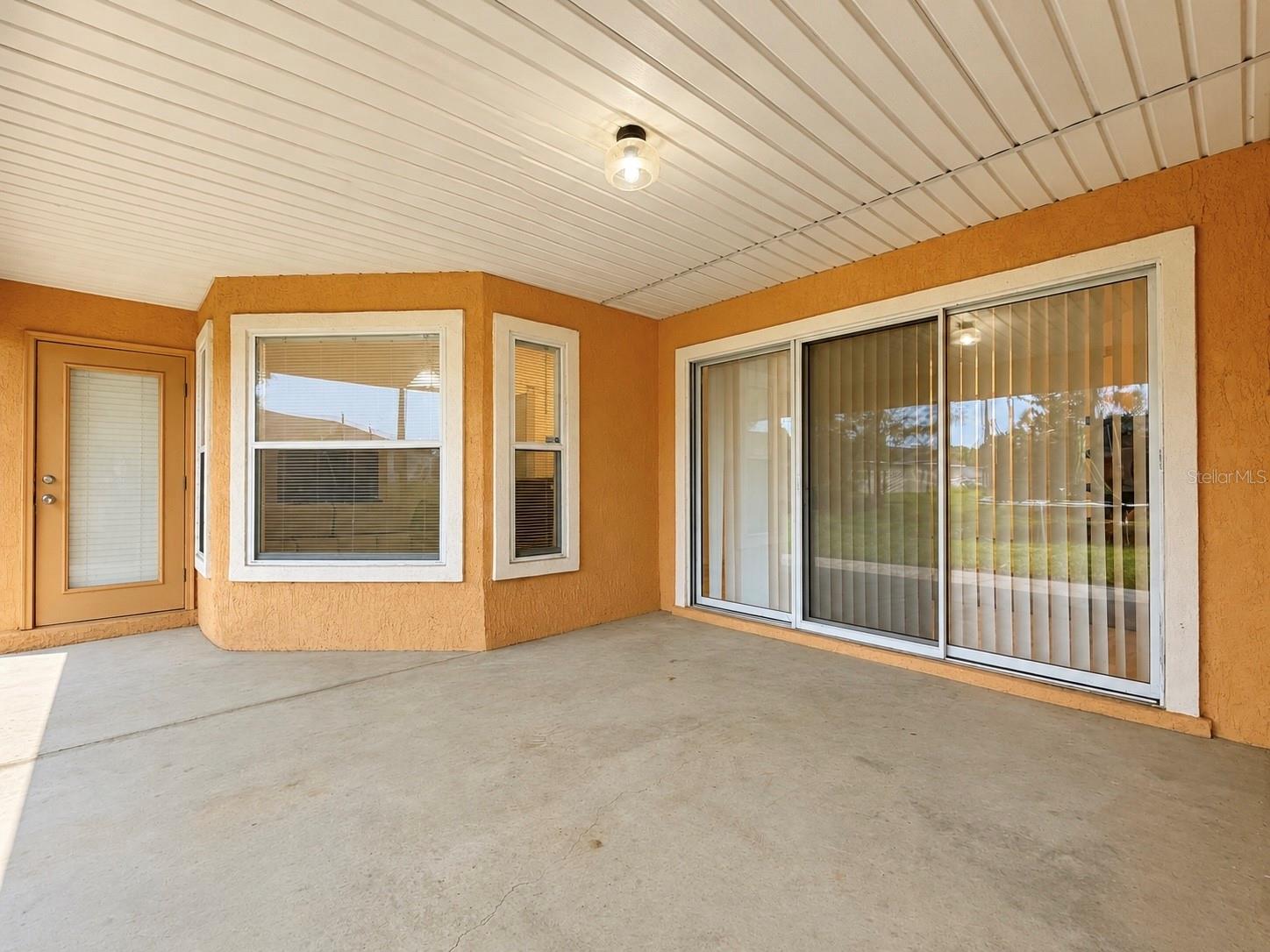 MARION OAKS UN #12 - Residential