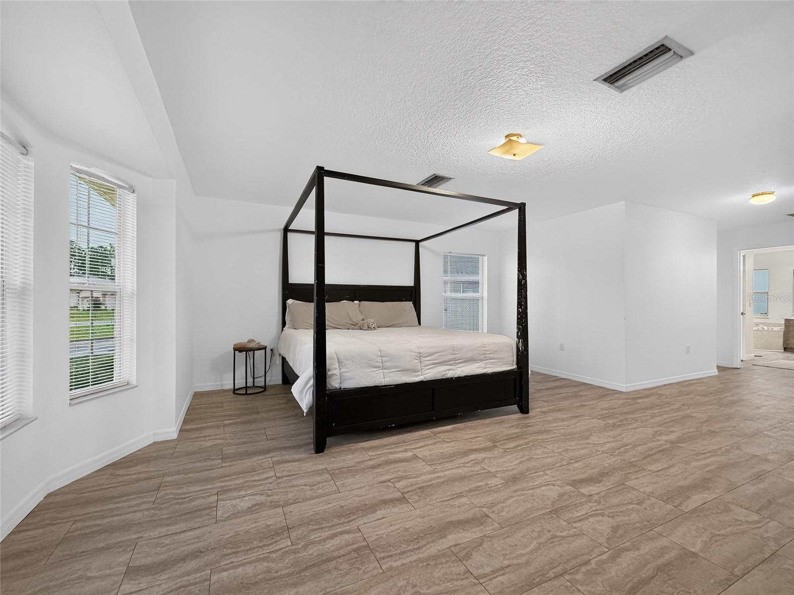 MARION OAKS UN #12 - Residential