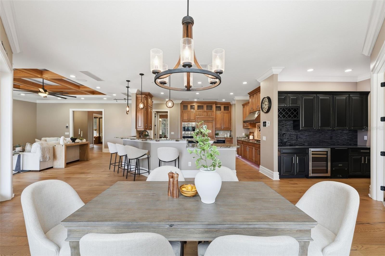 TURNING HAWK RANCH - Residential