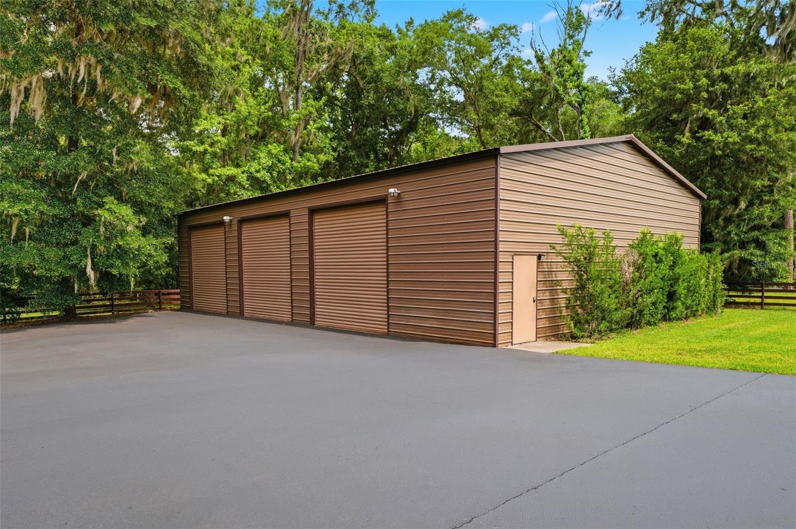 TURNING HAWK RANCH - Residential
