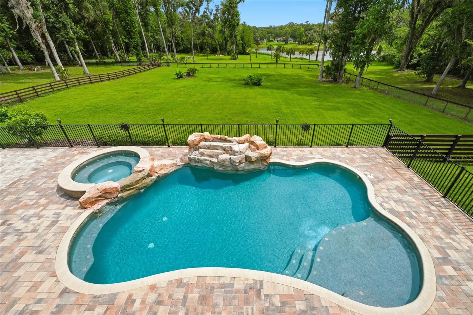 TURNING HAWK RANCH - Residential