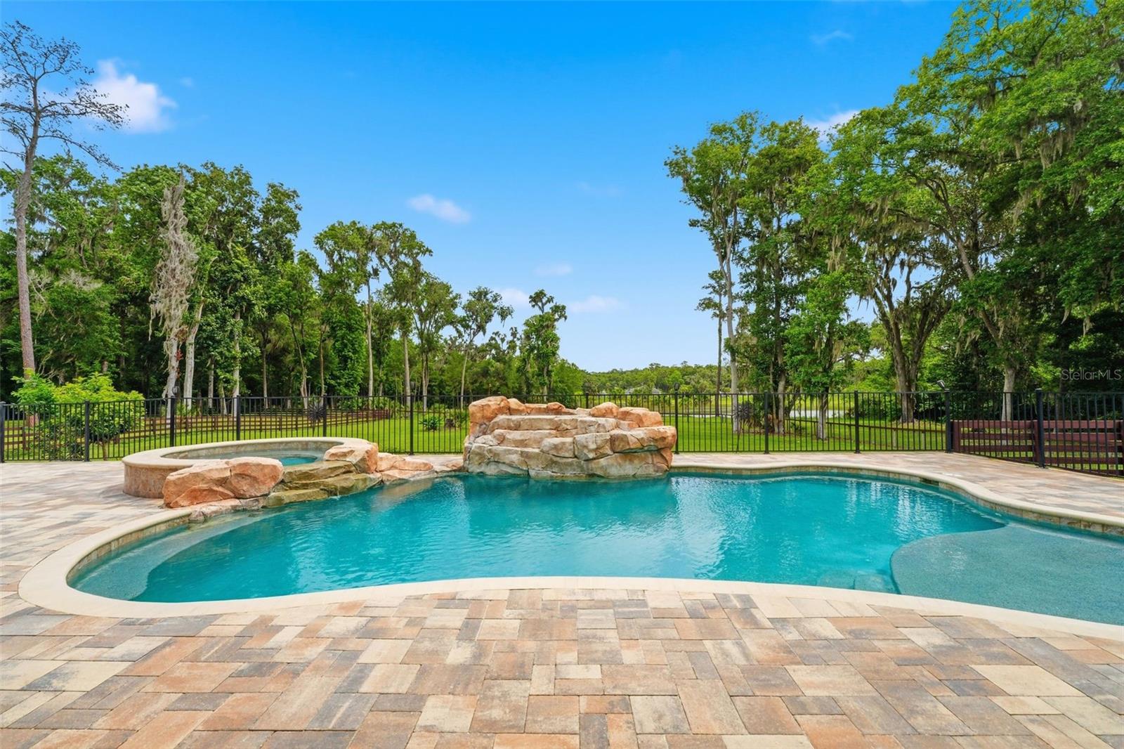 TURNING HAWK RANCH - Residential