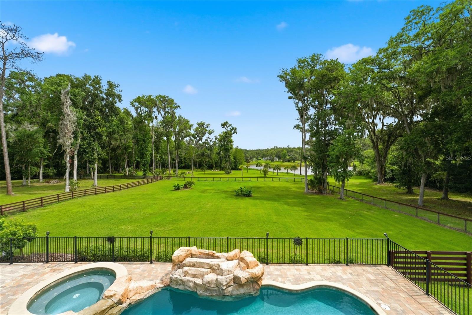 TURNING HAWK RANCH - Residential