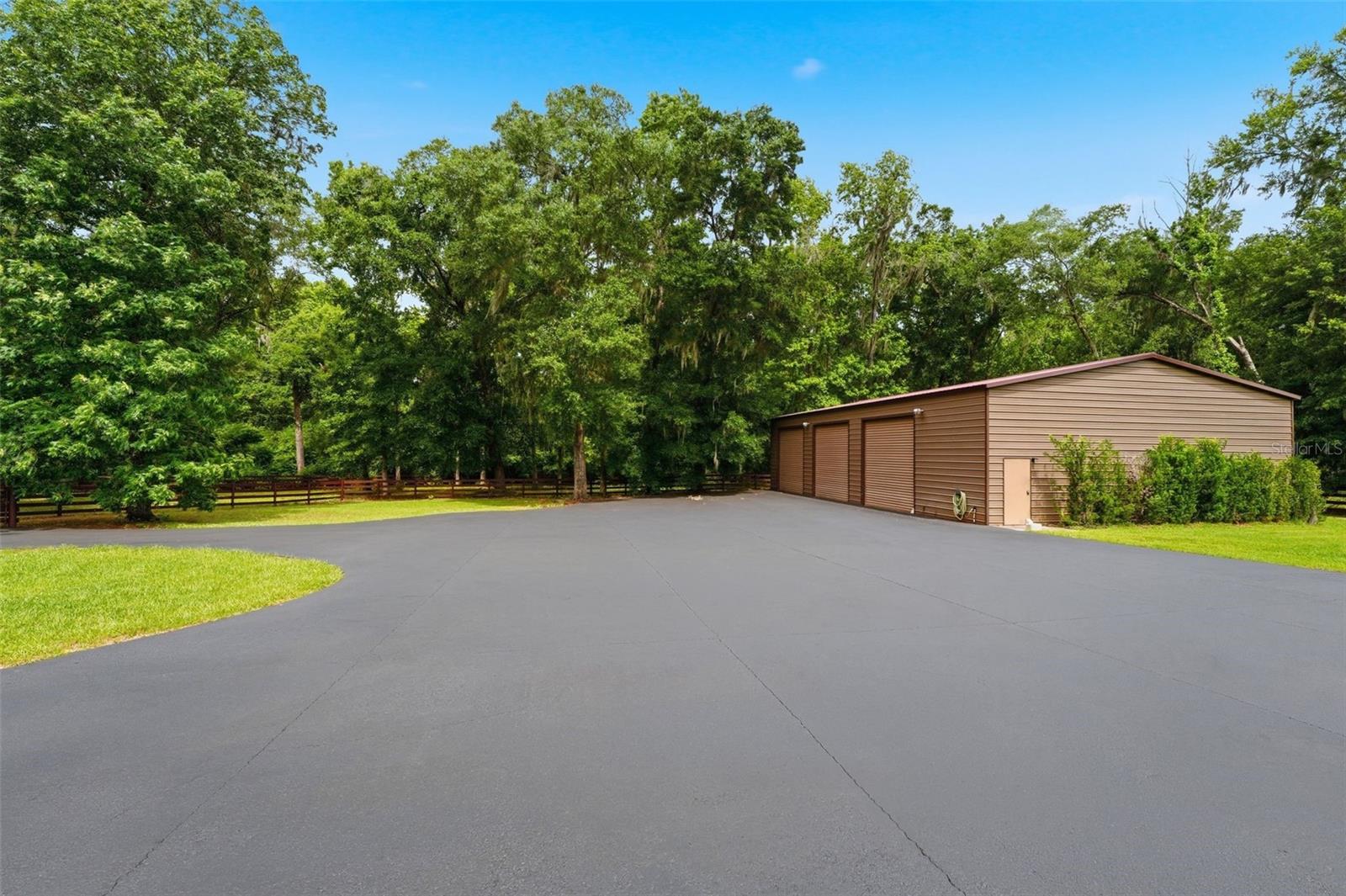 TURNING HAWK RANCH - Residential