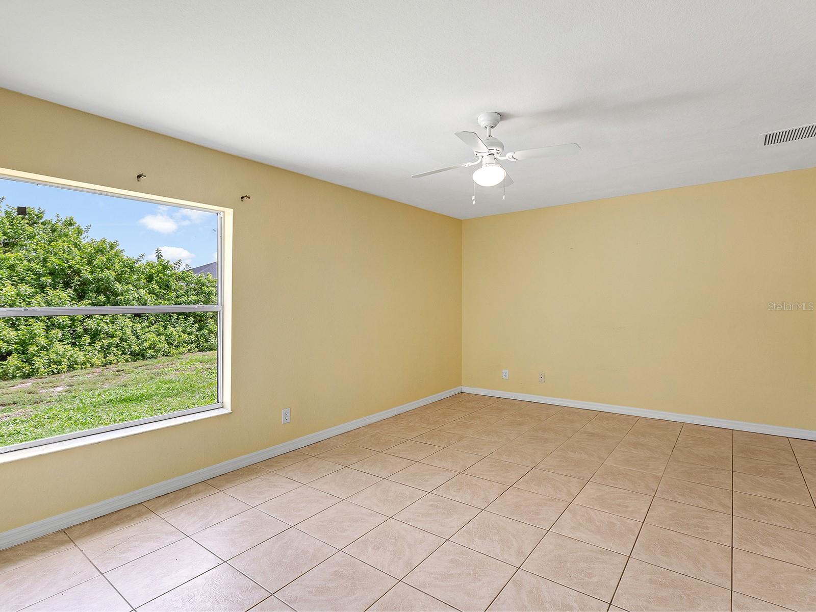 PORT CHARLOTTE SEC72 14294 - Residential