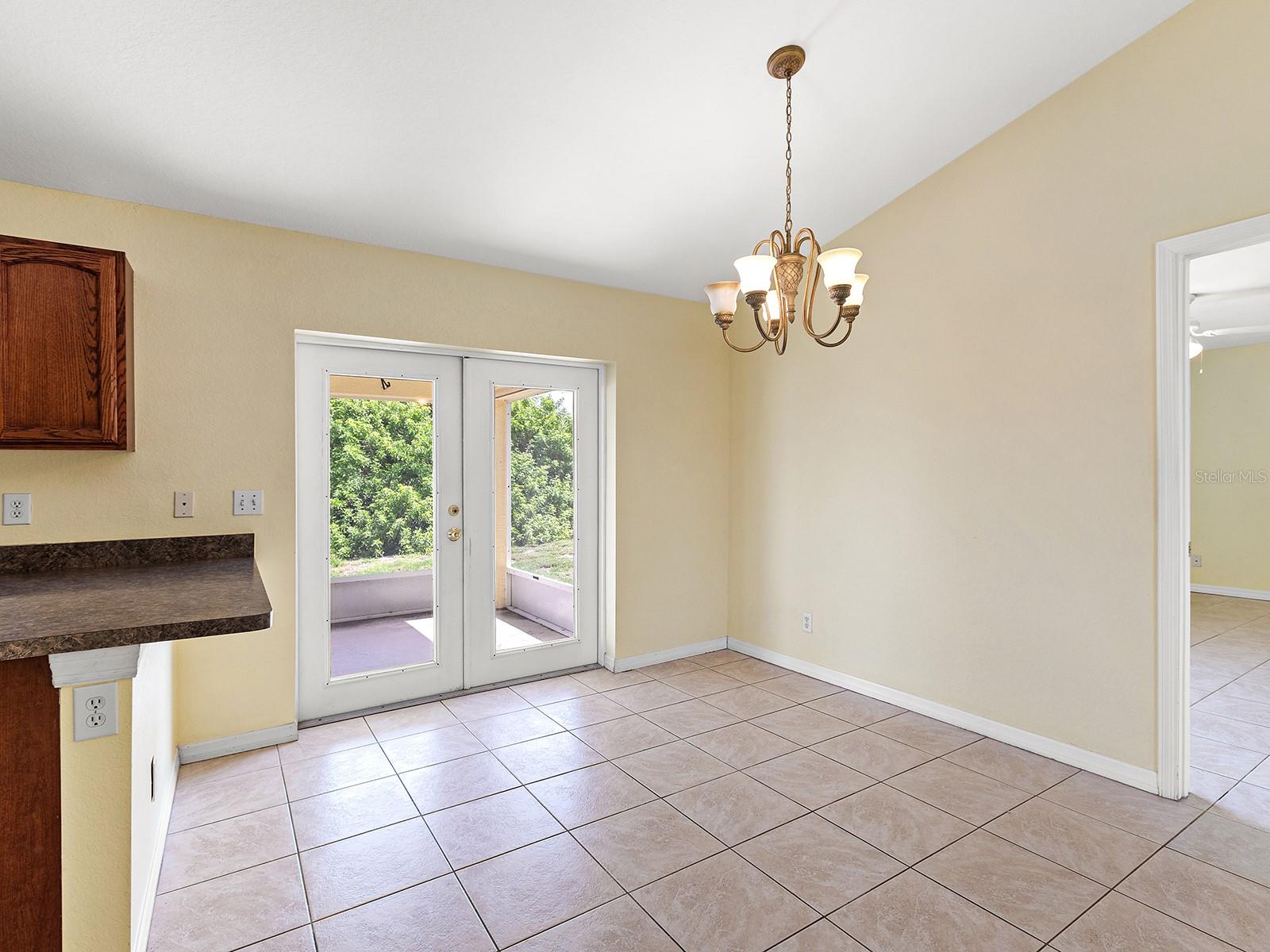 PORT CHARLOTTE SEC72 14294 - Residential