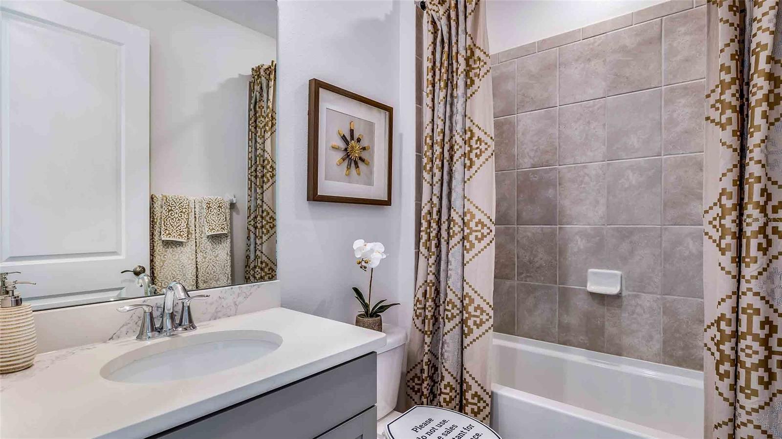 STAR FARMS AT LAKEWOOD RANCH - Residential