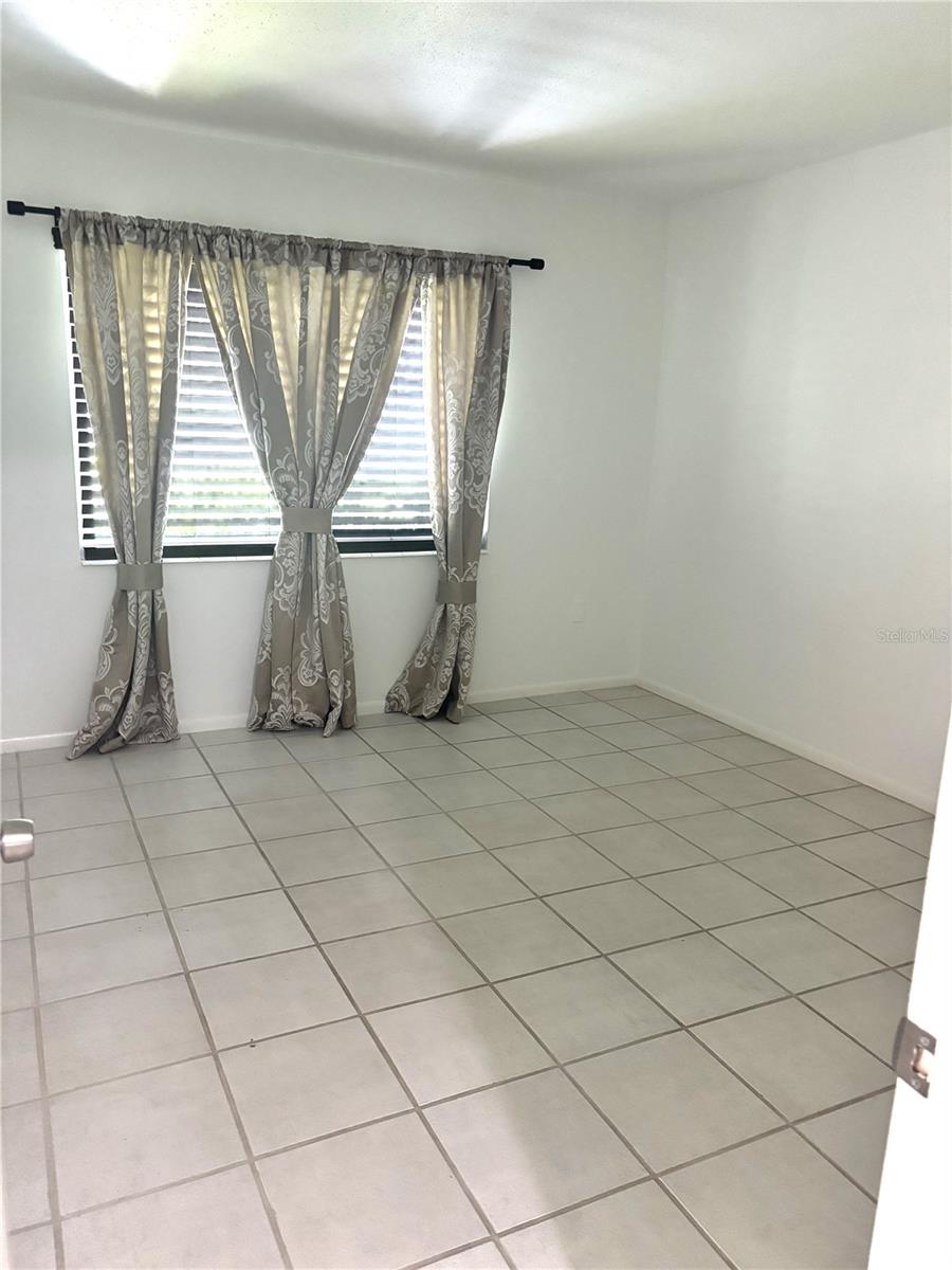CREEKVIEW - Residential Lease