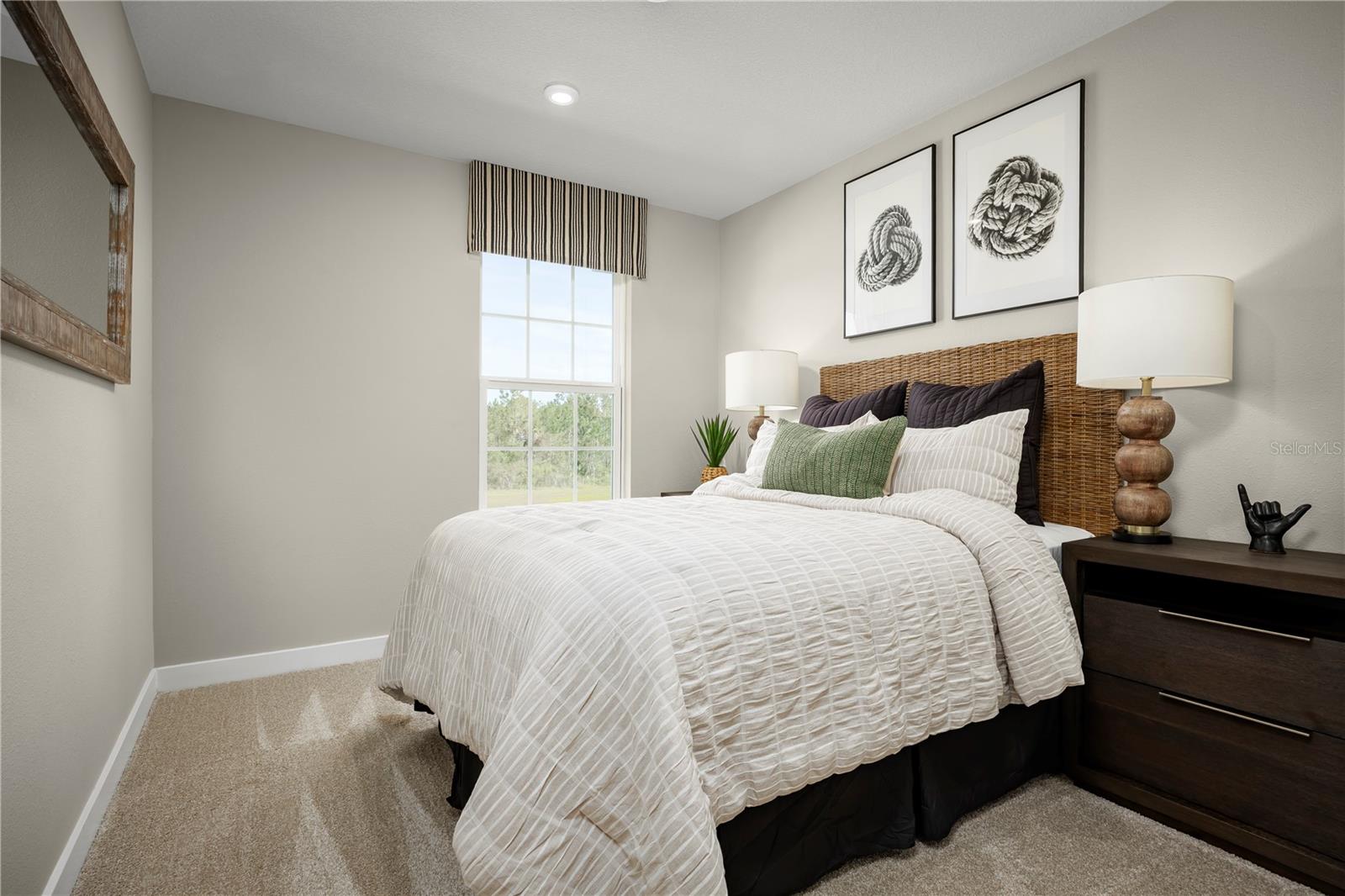 MIRADA TOWNHOMES - Residential