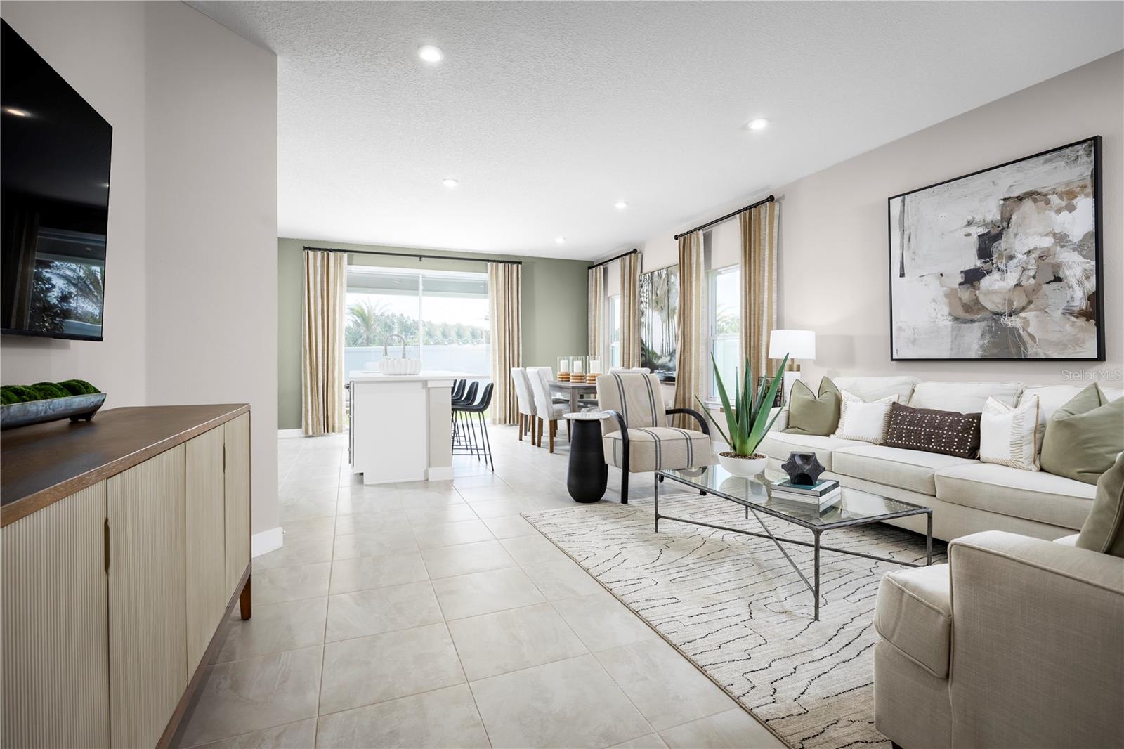 MIRADA TOWNHOMES - Residential