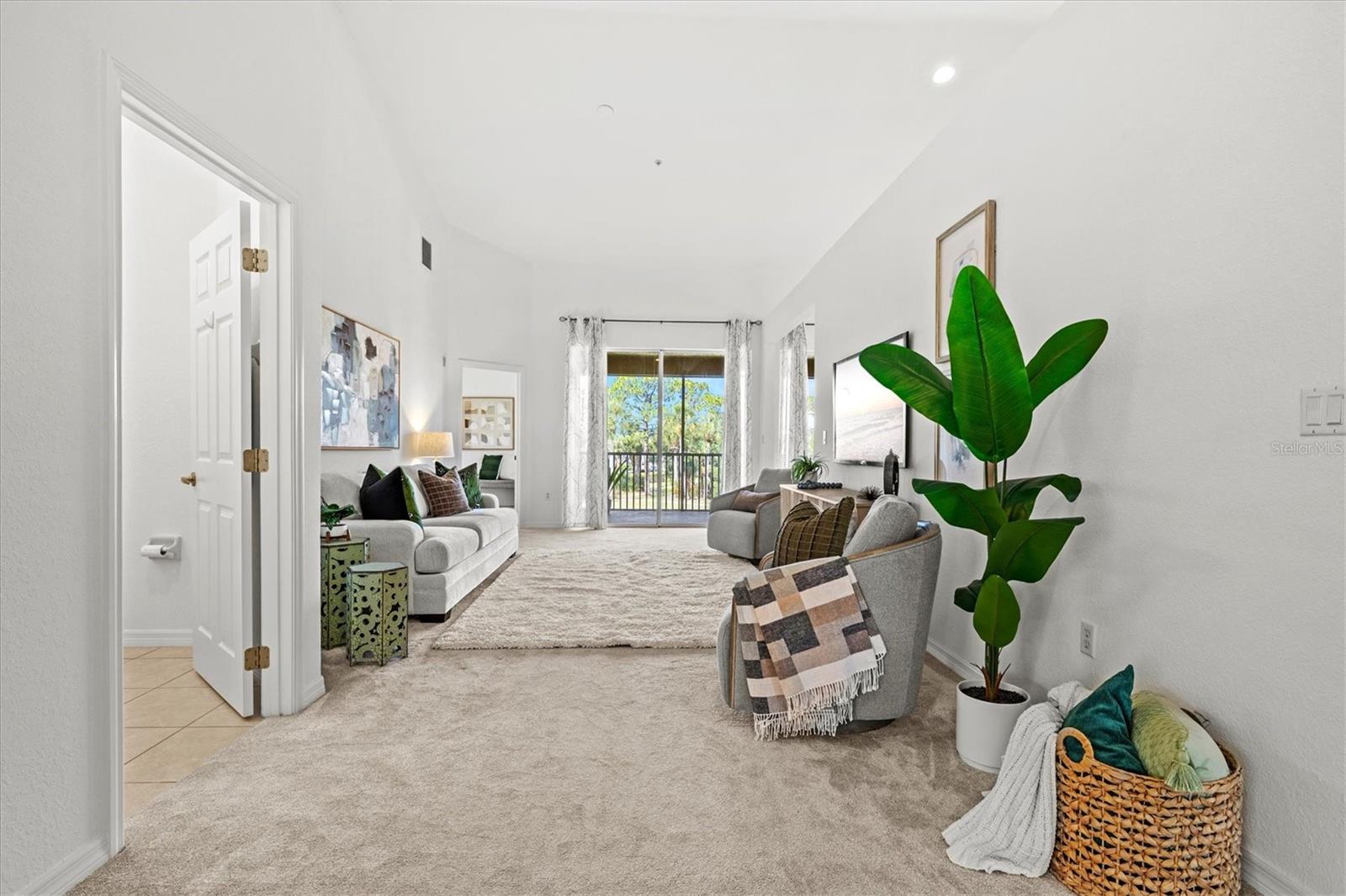 BLACKBURN HARBOR WATERFRONT VILLAS - Residential