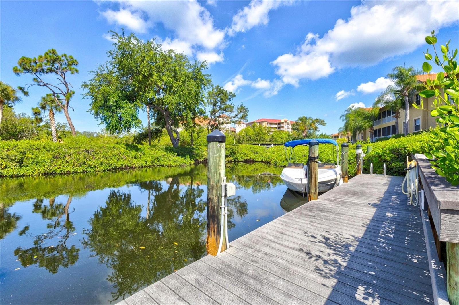BLACKBURN HARBOR WATERFRONT VILLAS - Residential