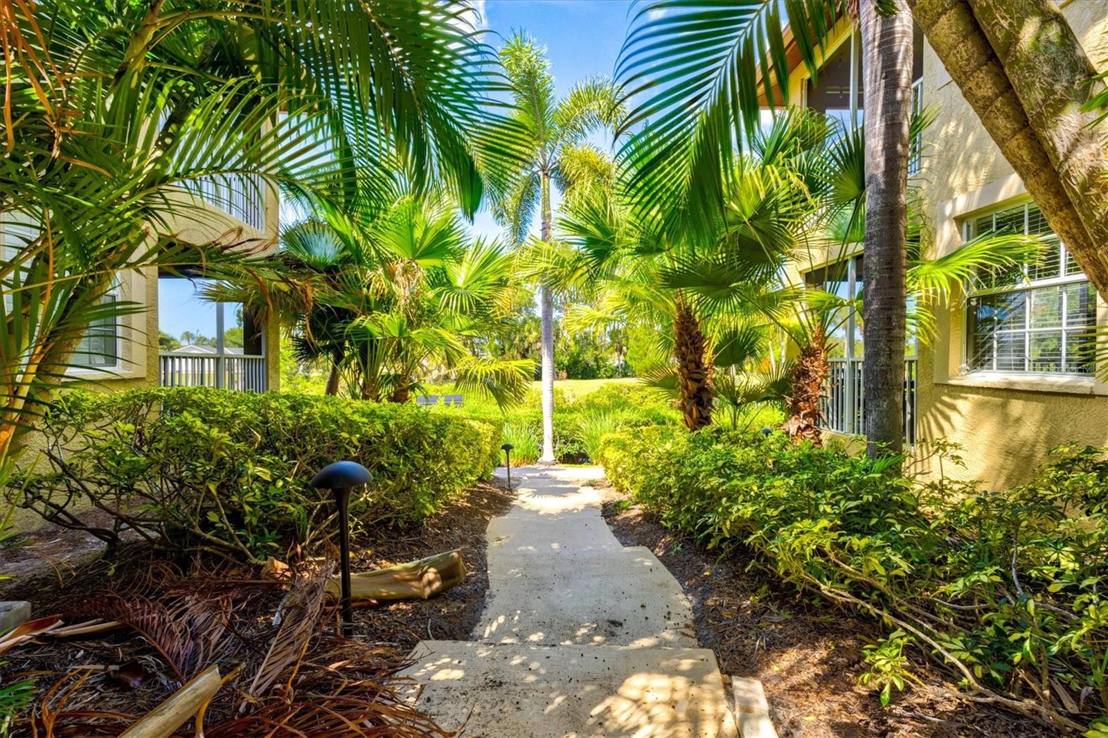 BLACKBURN HARBOR WATERFRONT VILLAS - Residential
