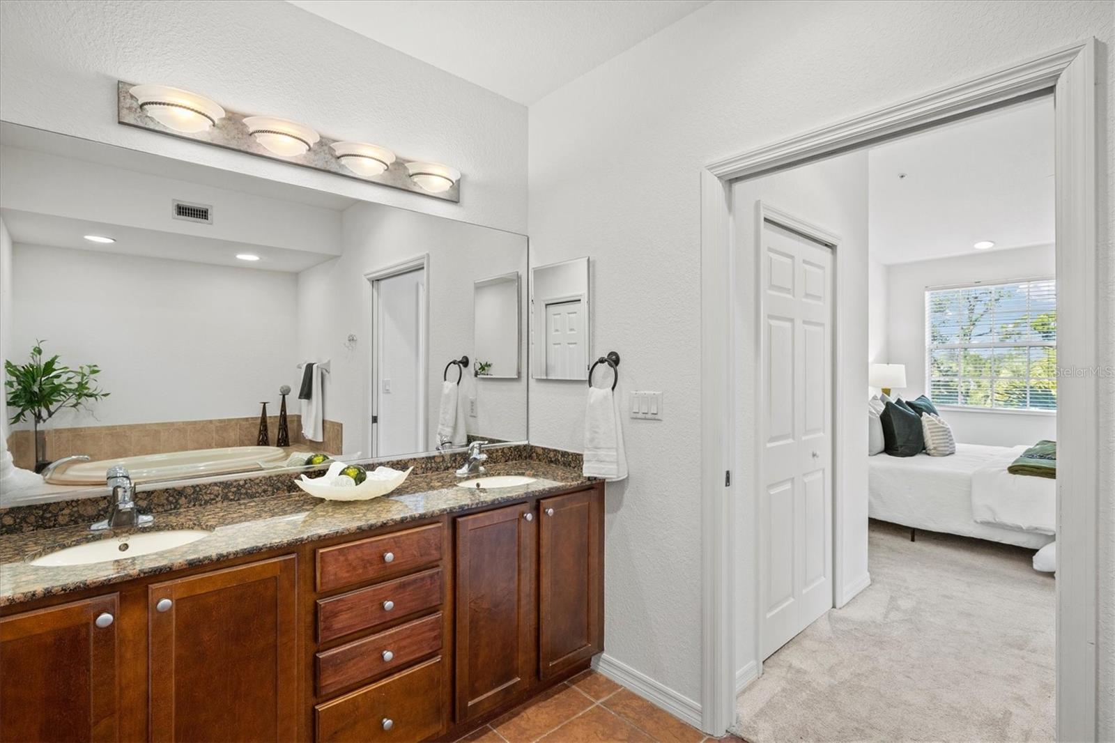 BLACKBURN HARBOR WATERFRONT VILLAS - Residential
