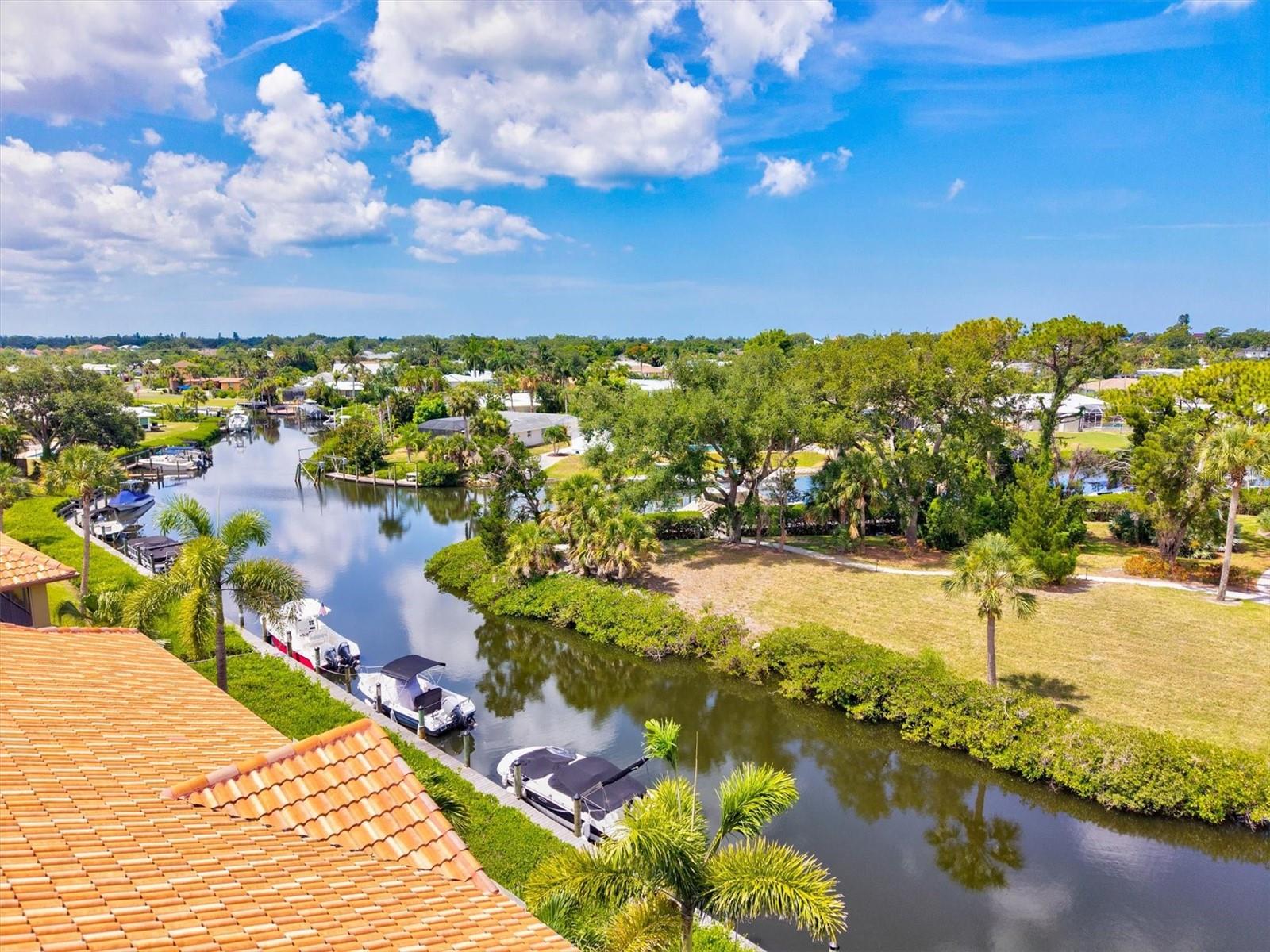 BLACKBURN HARBOR WATERFRONT VILLAS - Residential
