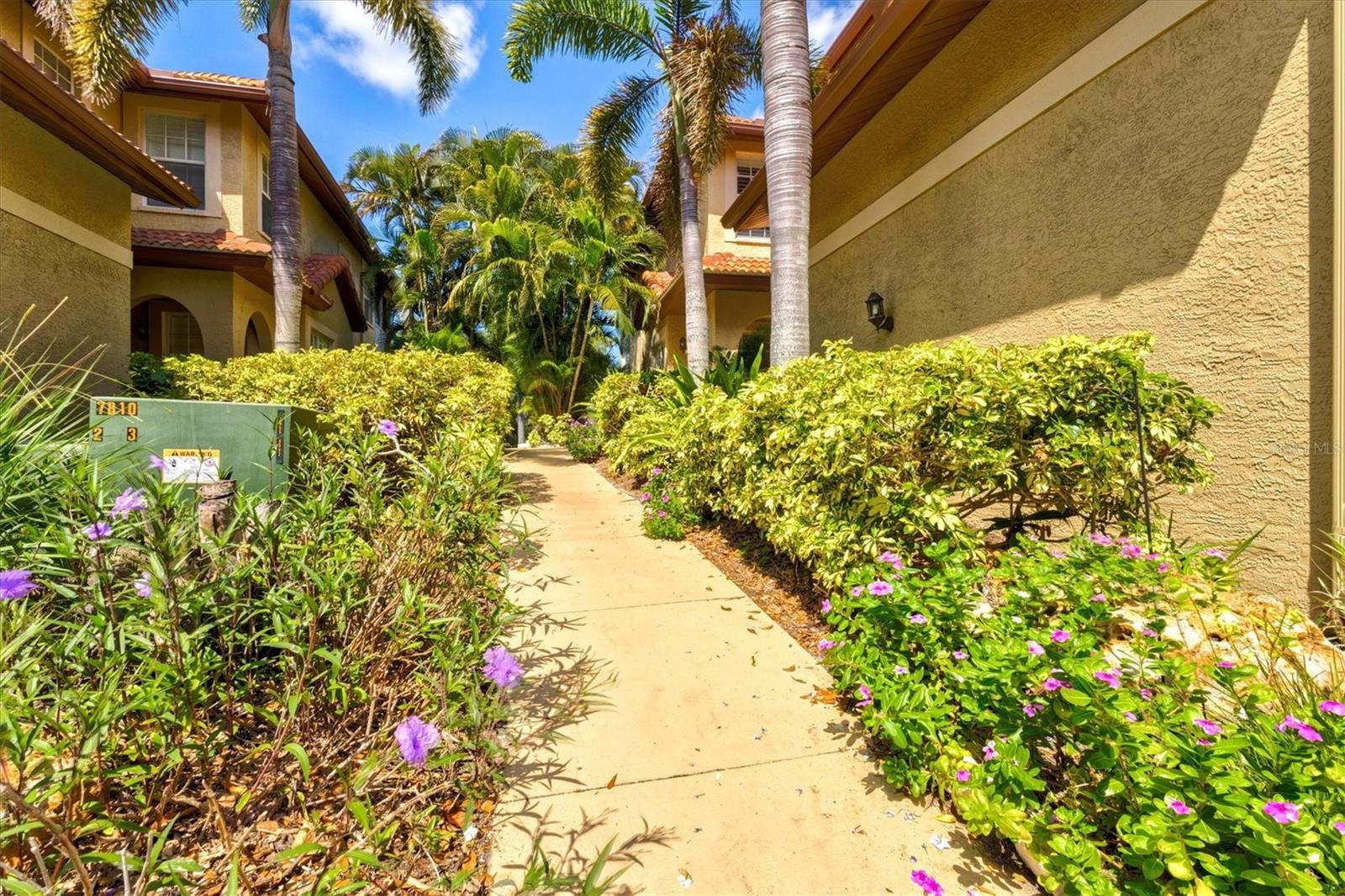 BLACKBURN HARBOR WATERFRONT VILLAS - Residential