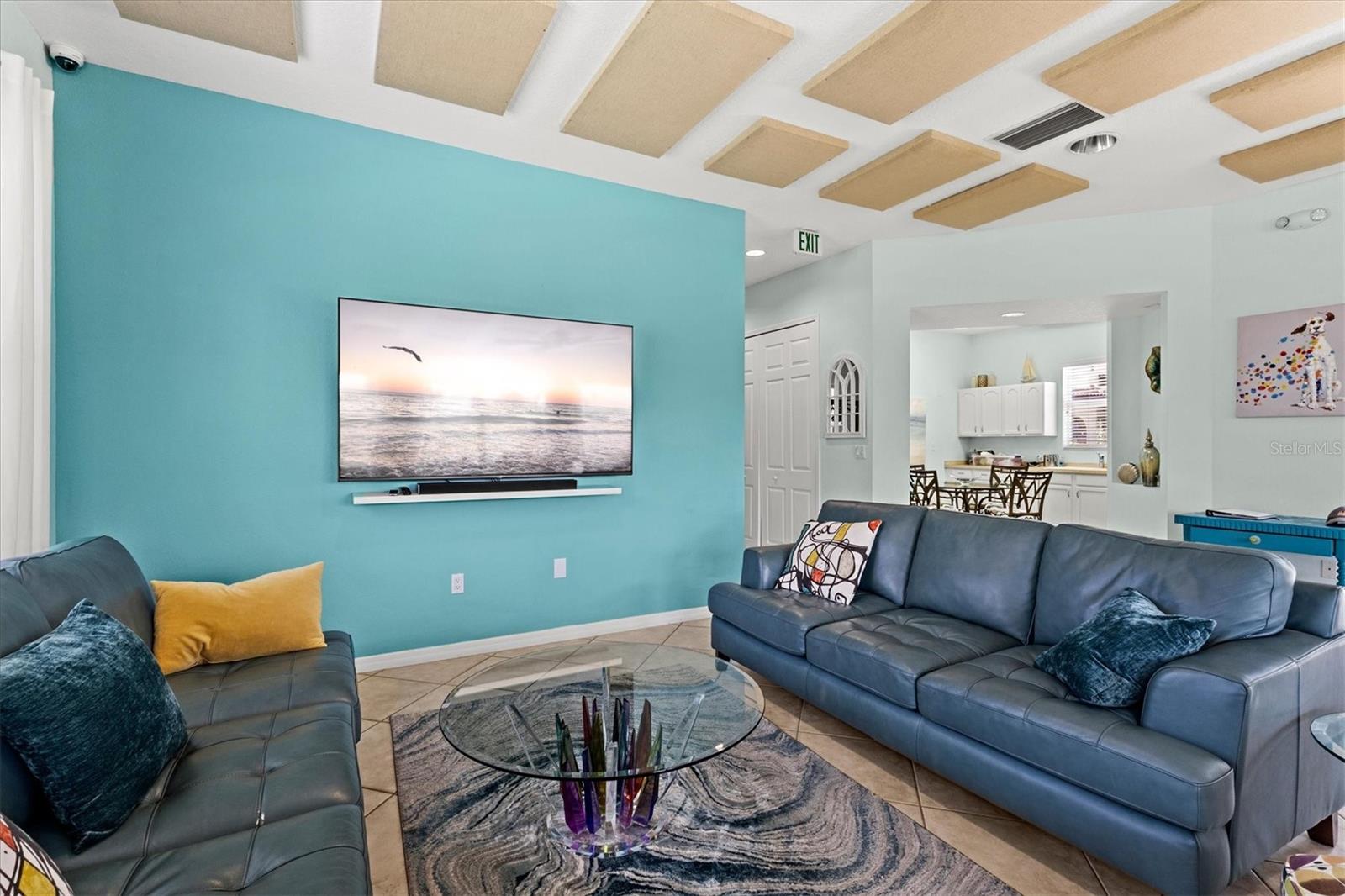 BLACKBURN HARBOR WATERFRONT VILLAS - Residential