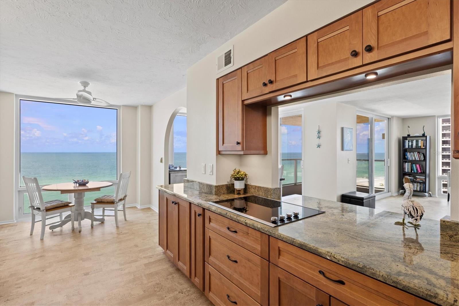 SEA GATE CLUB - Residential