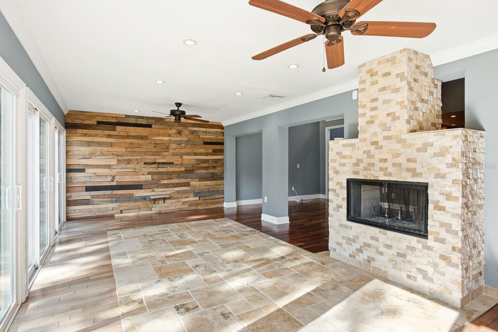 CARROLLWOOD SOUTH - Residential