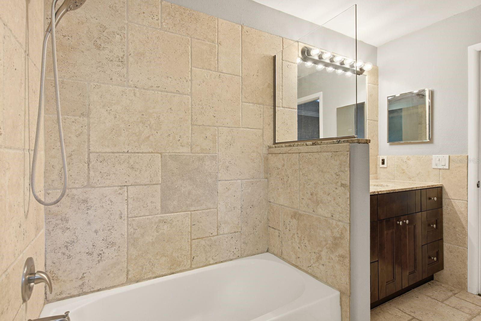 CARROLLWOOD SOUTH - Residential