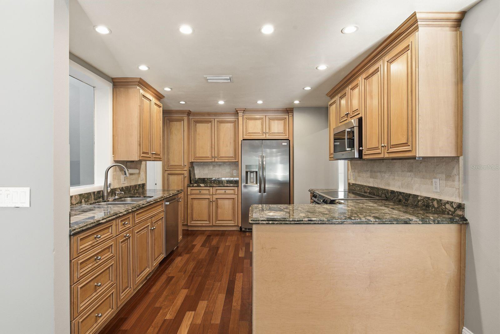 CARROLLWOOD SOUTH - Residential